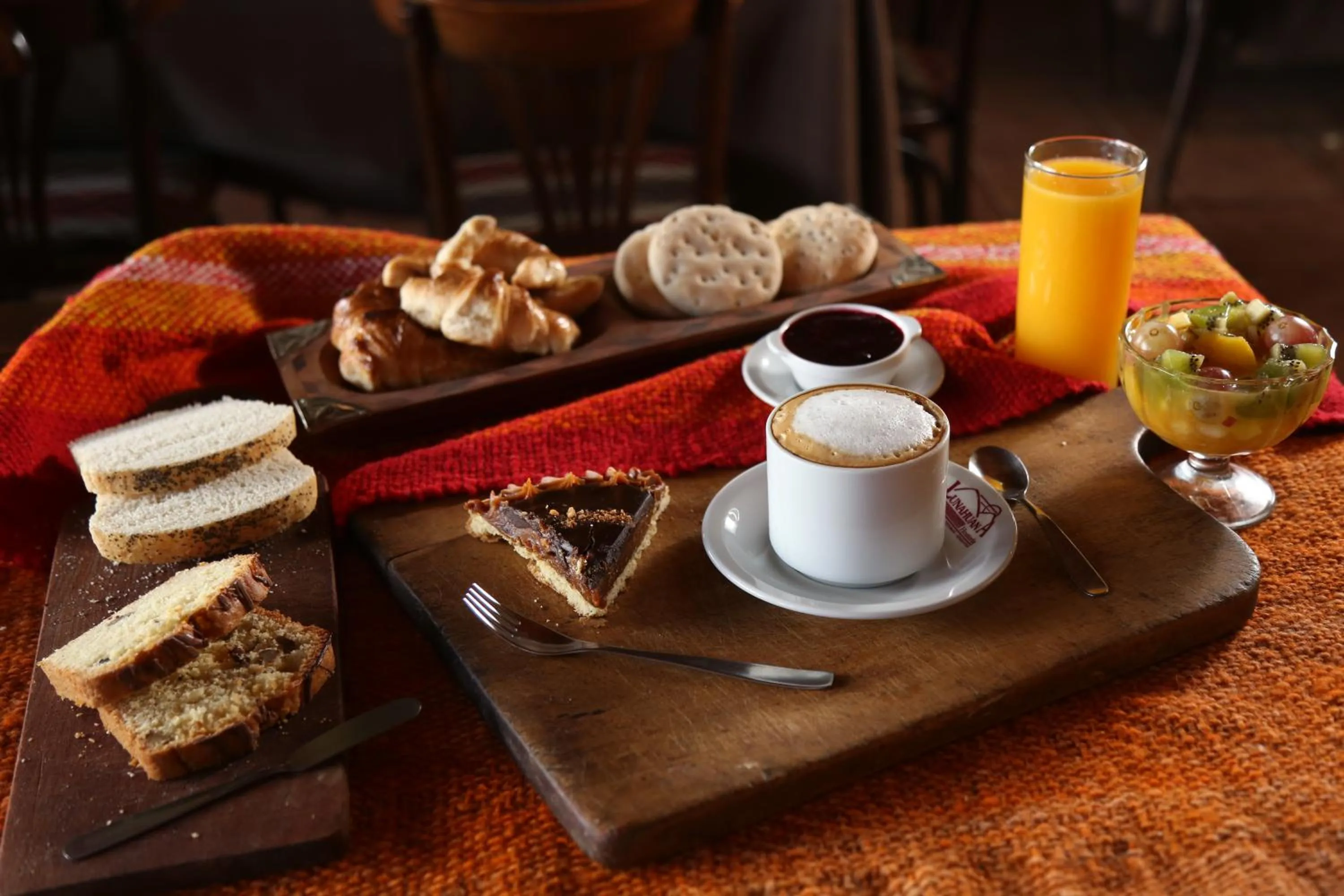 Breakfast in Hostería Lunahuana