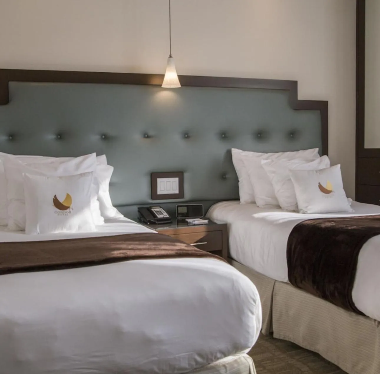 Bedroom, Bed in Aura Hotel Brooklyn