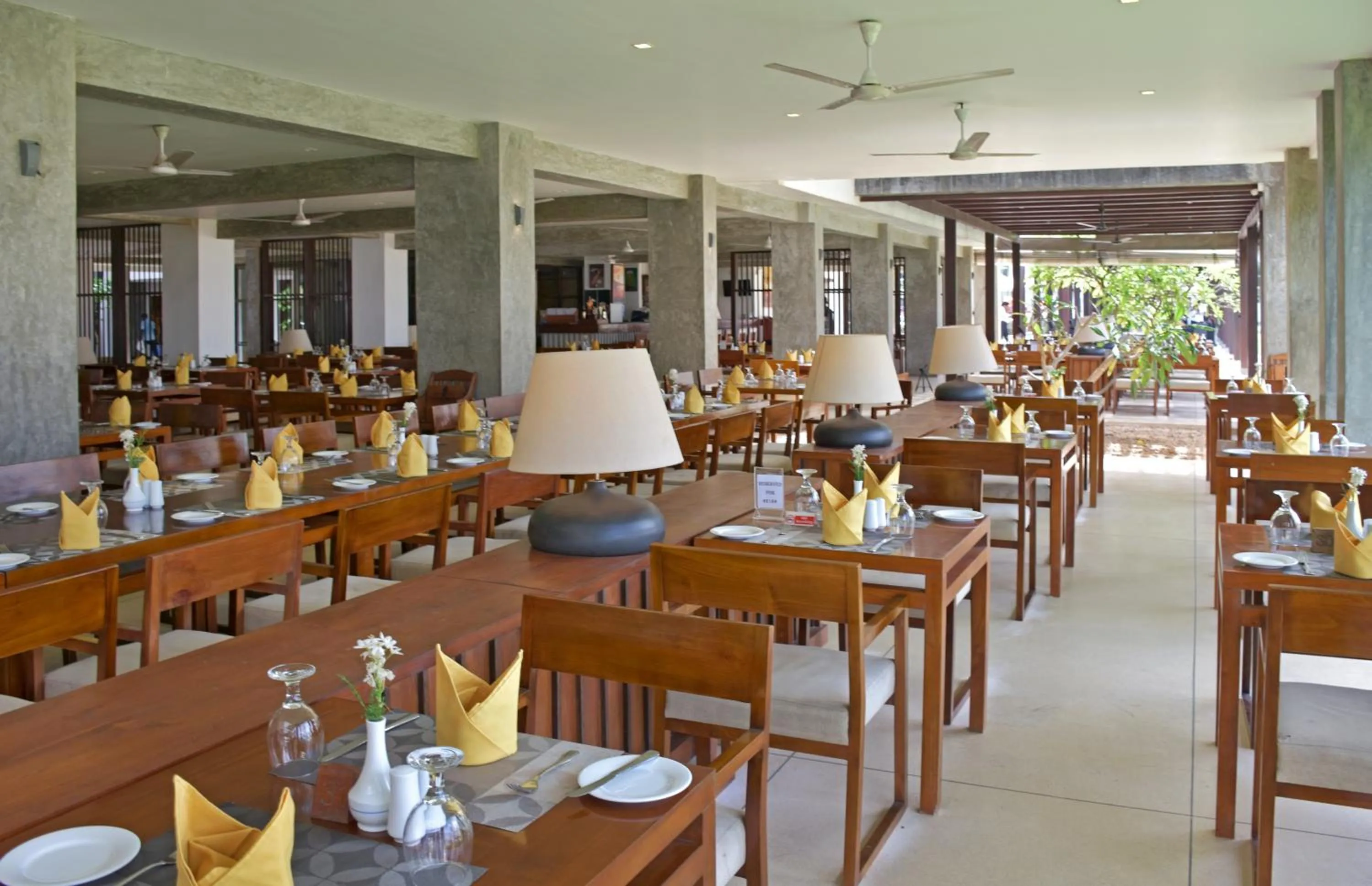 Restaurant/places to eat in Goldi Sands Hotel