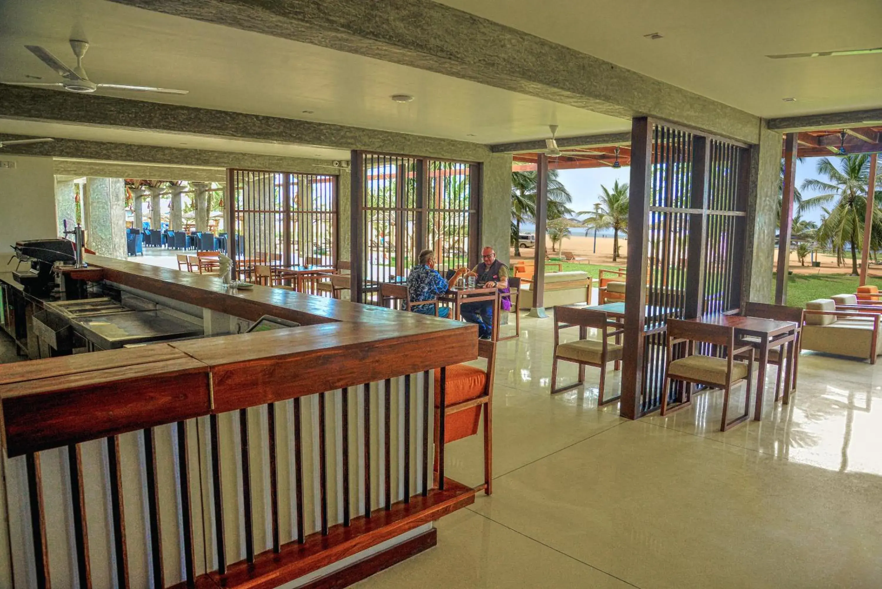 Restaurant/places to eat in Goldi Sands Hotel Restaurant/places to eat in Goldi Sands Hotel