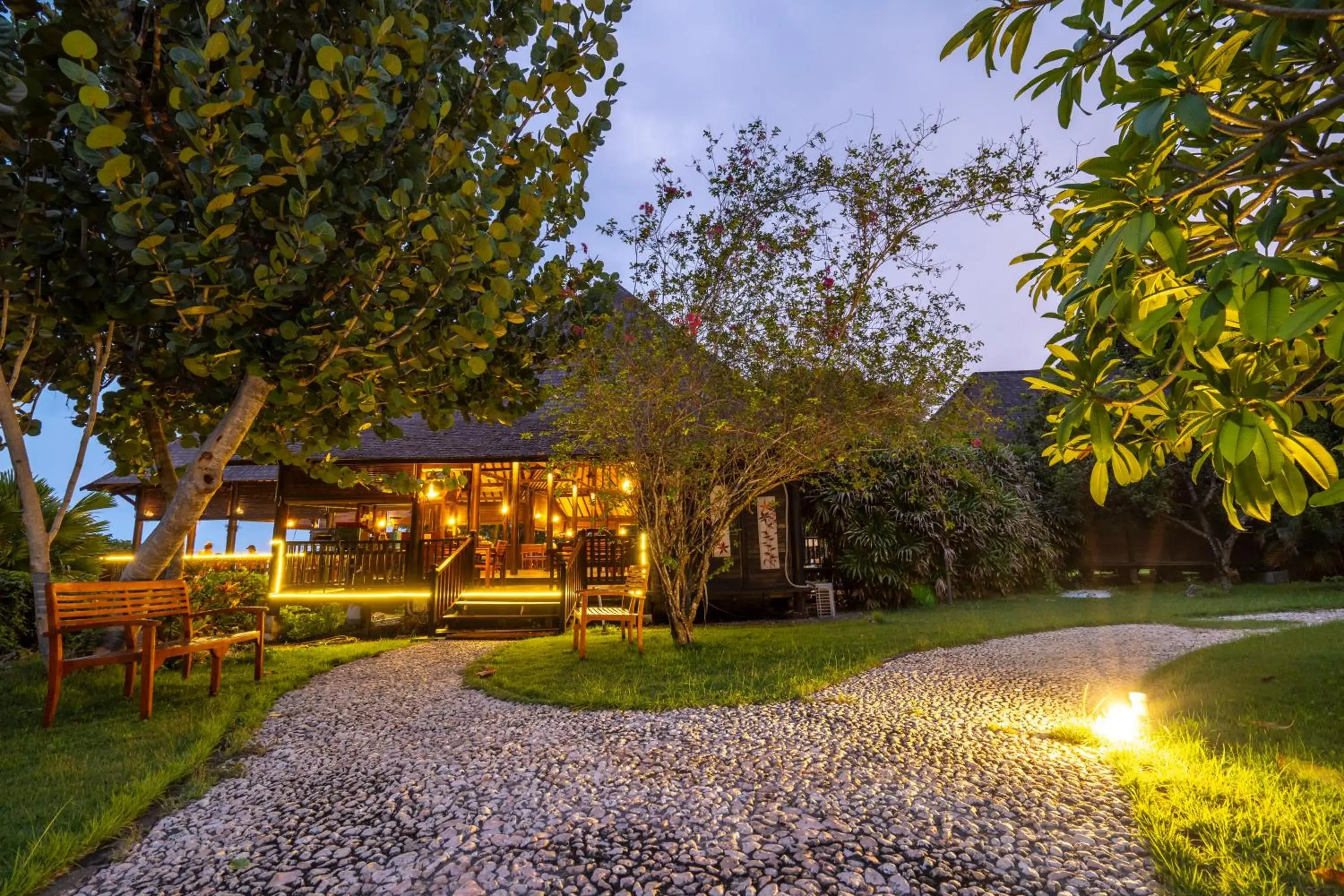 Restaurant/places to eat in Samawa Seaside Resort Restaurant/places to eat in Samawa Seaside Resort