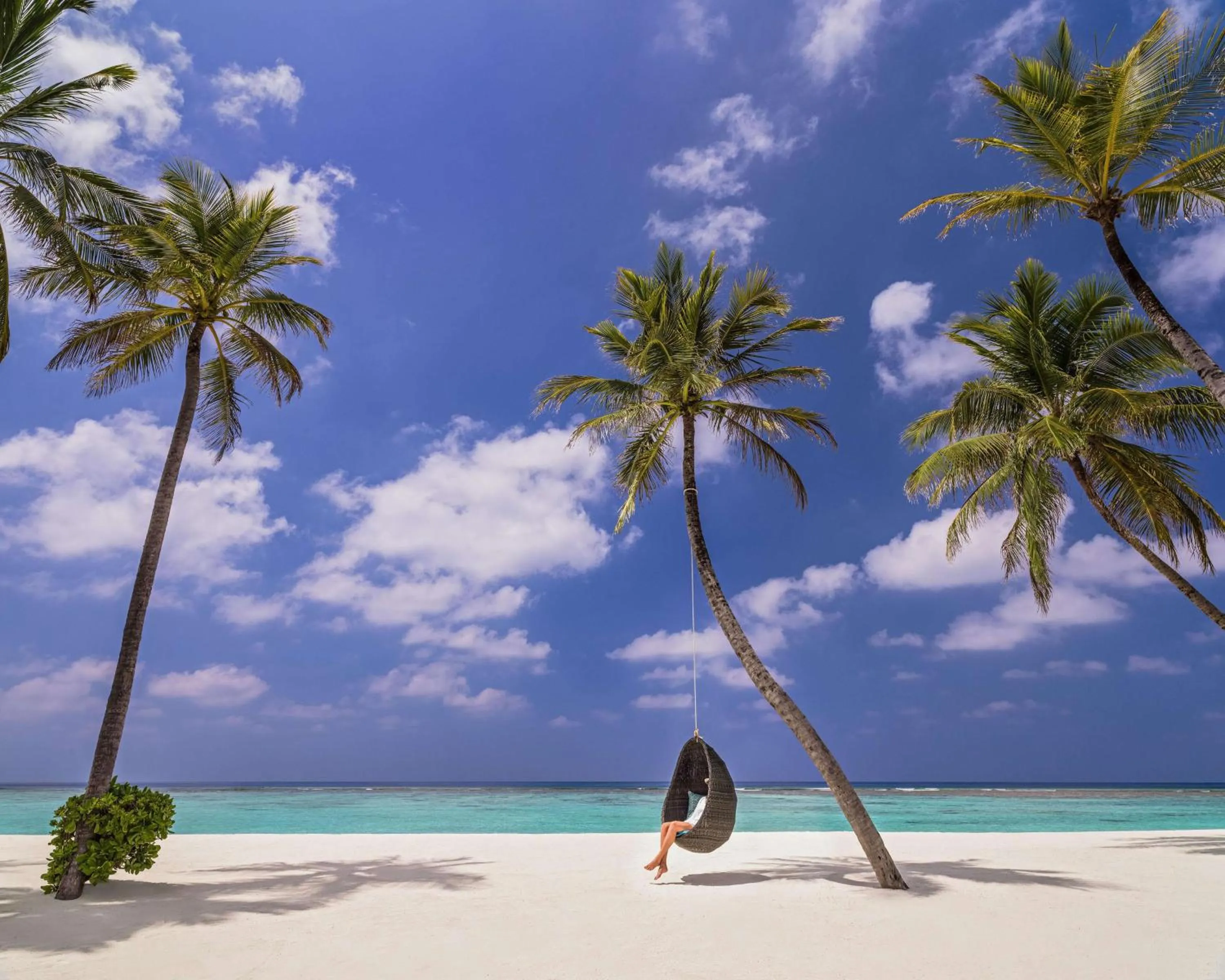 Beach in One&Only Reethi Rah