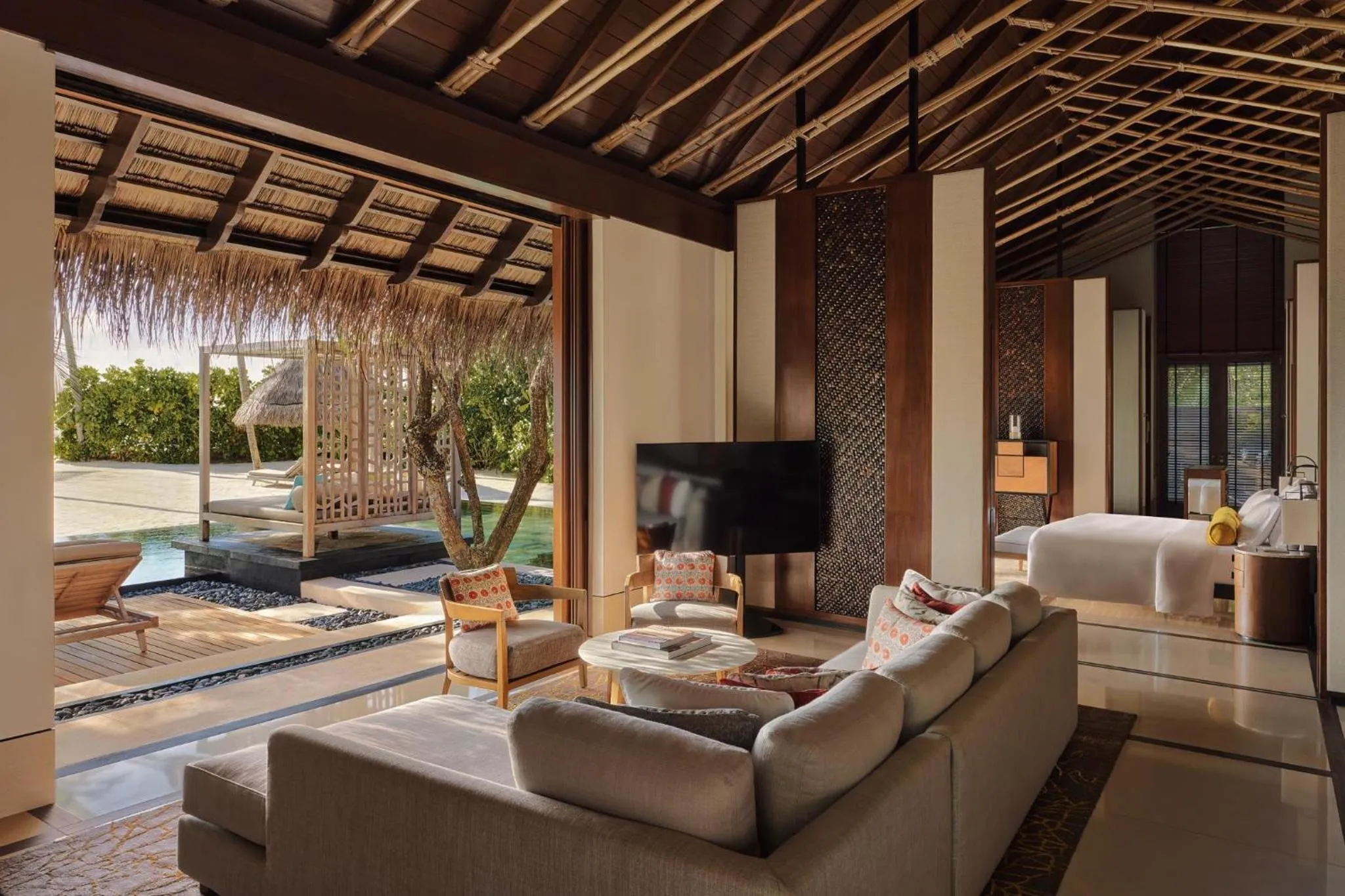 Photo of the whole room in One&Only Reethi Rah