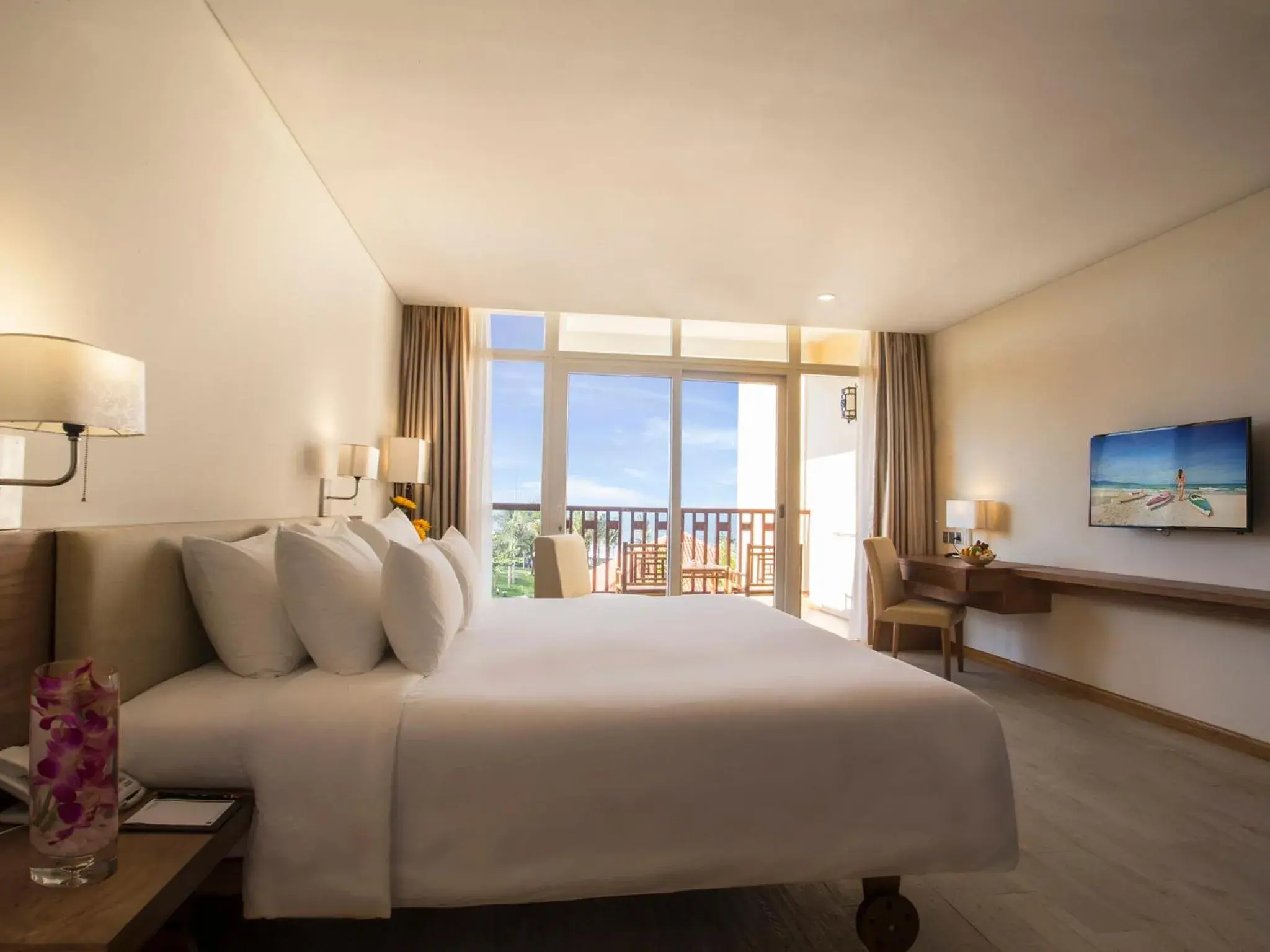 Bedroom, Bed in Sandy Beach Non Nuoc Resort Bedroom, Bed in Sandy Beach Non Nuoc Resort