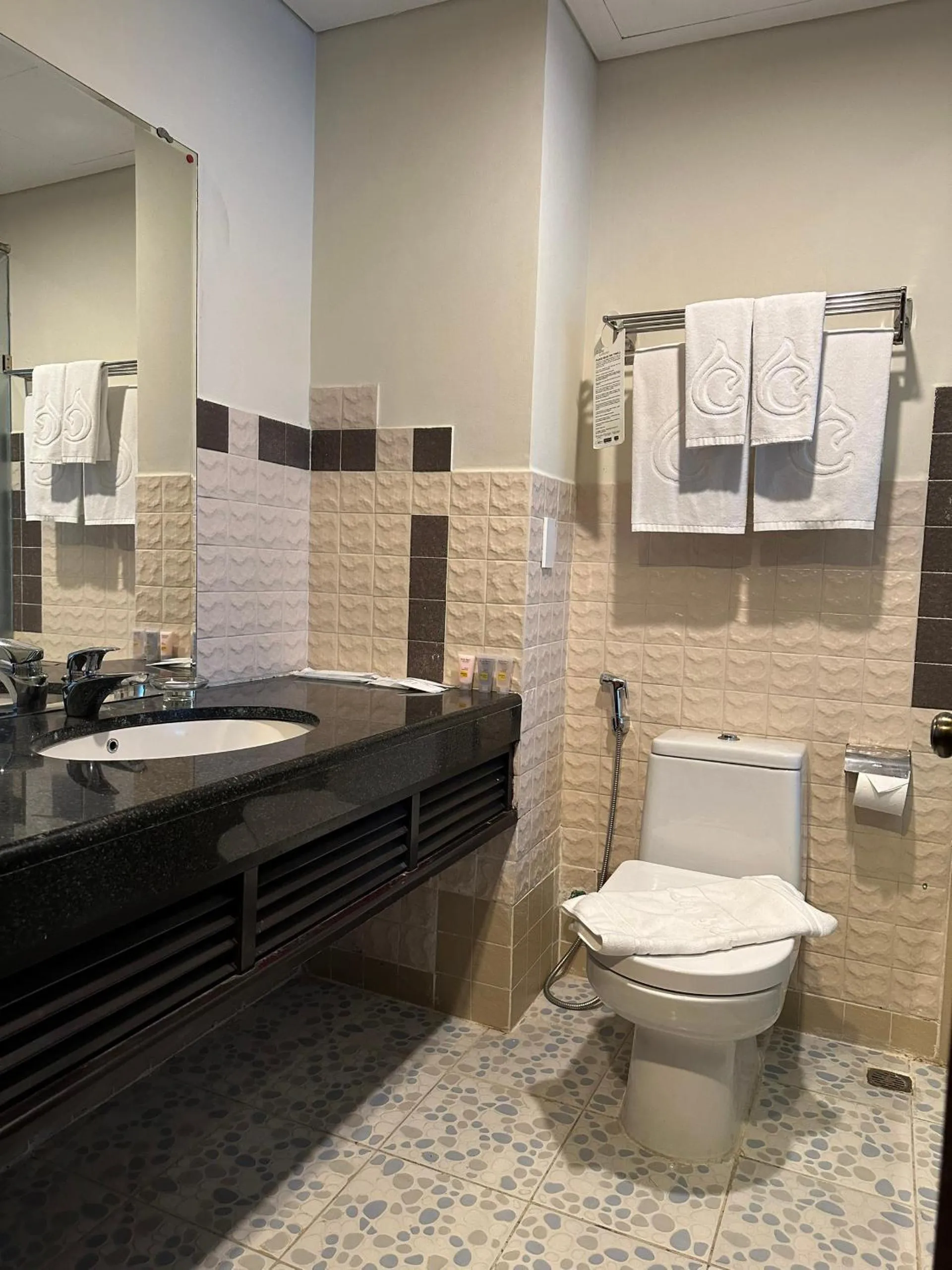 Bathroom in Sandy Beach Non Nuoc Resort