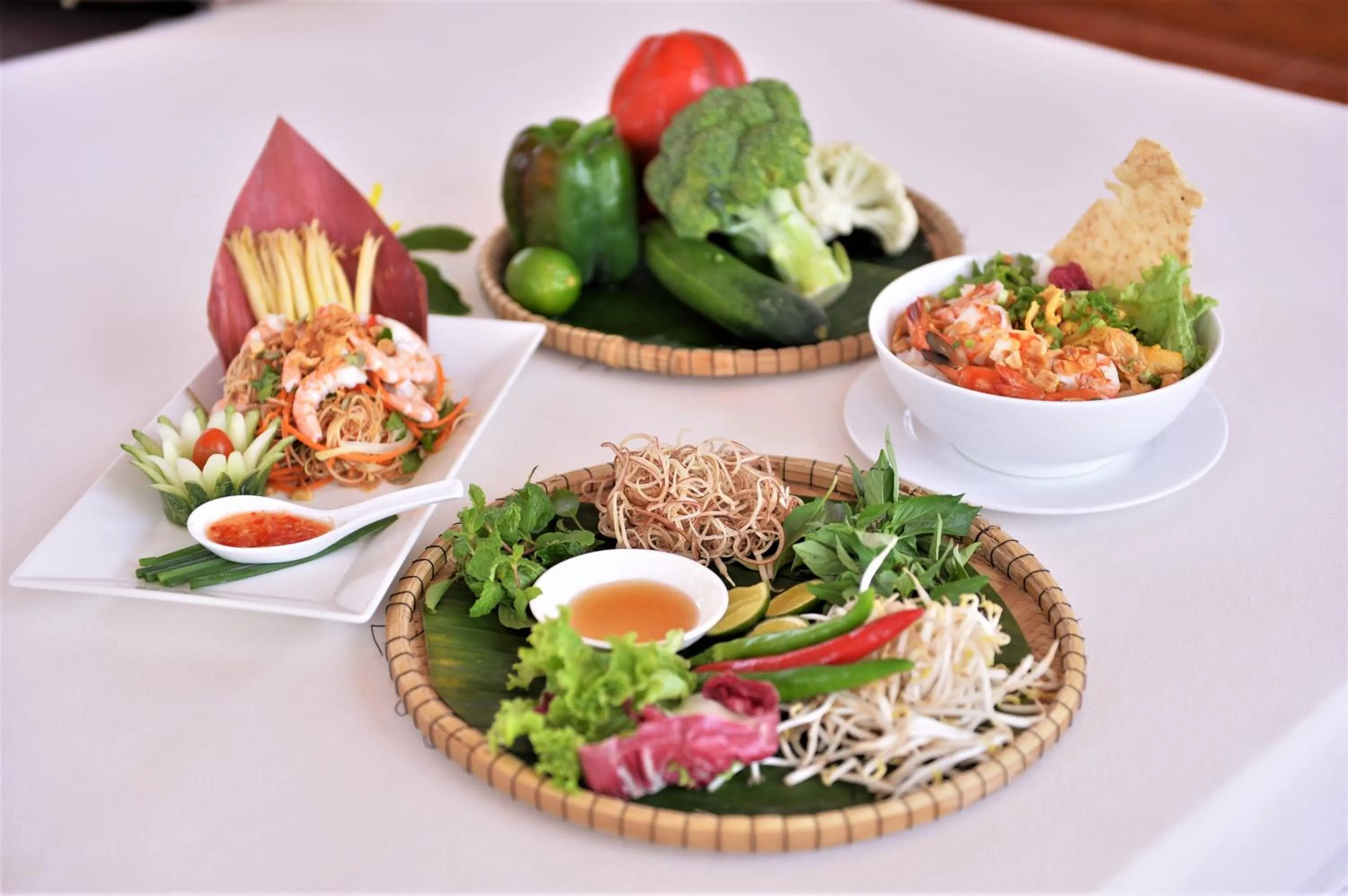 Food and drinks in Sandy Beach Non Nuoc Resort