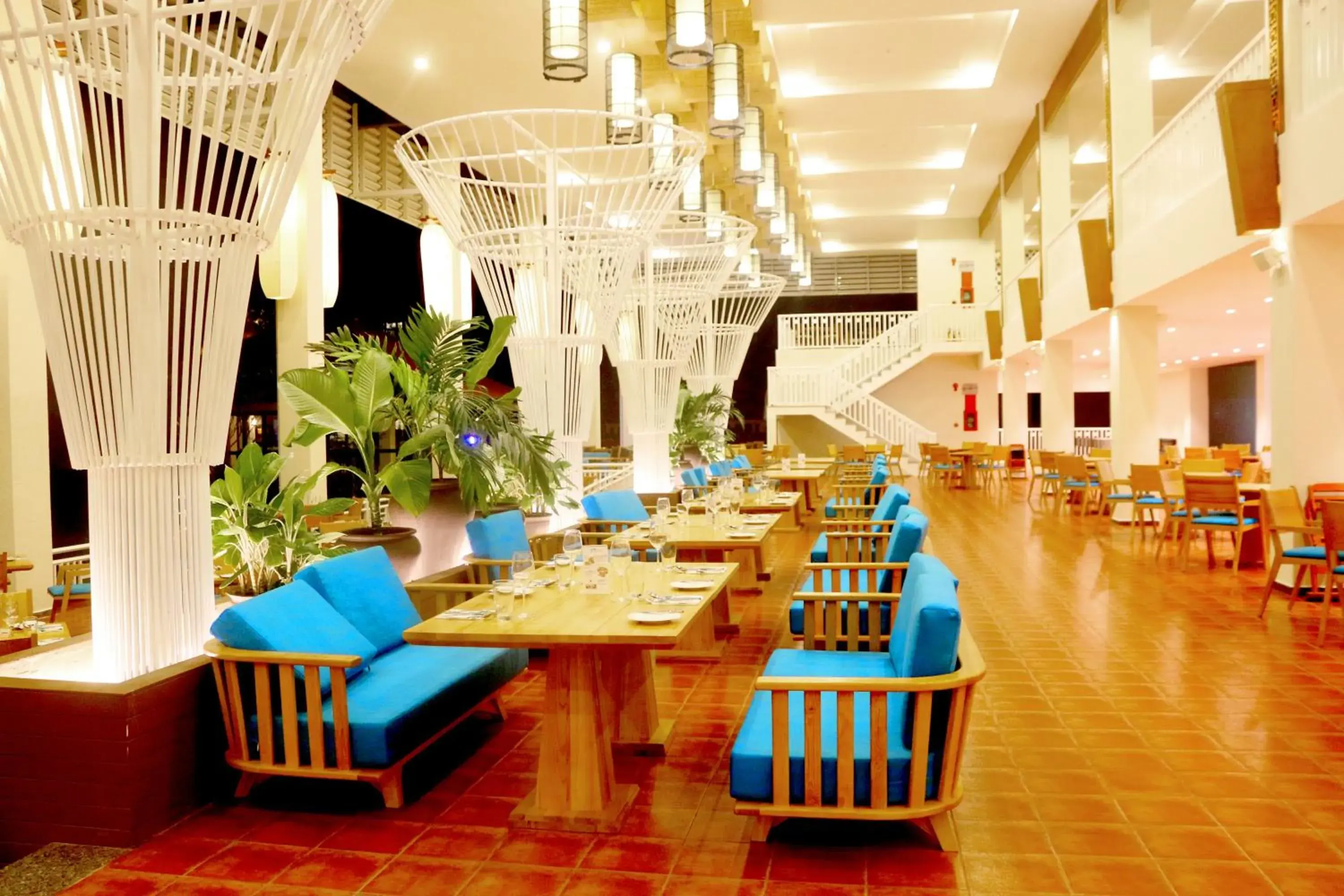 Restaurant/places to eat in Sandy Beach Non Nuoc Resort Restaurant/places to eat in Sandy Beach Non Nuoc Resort