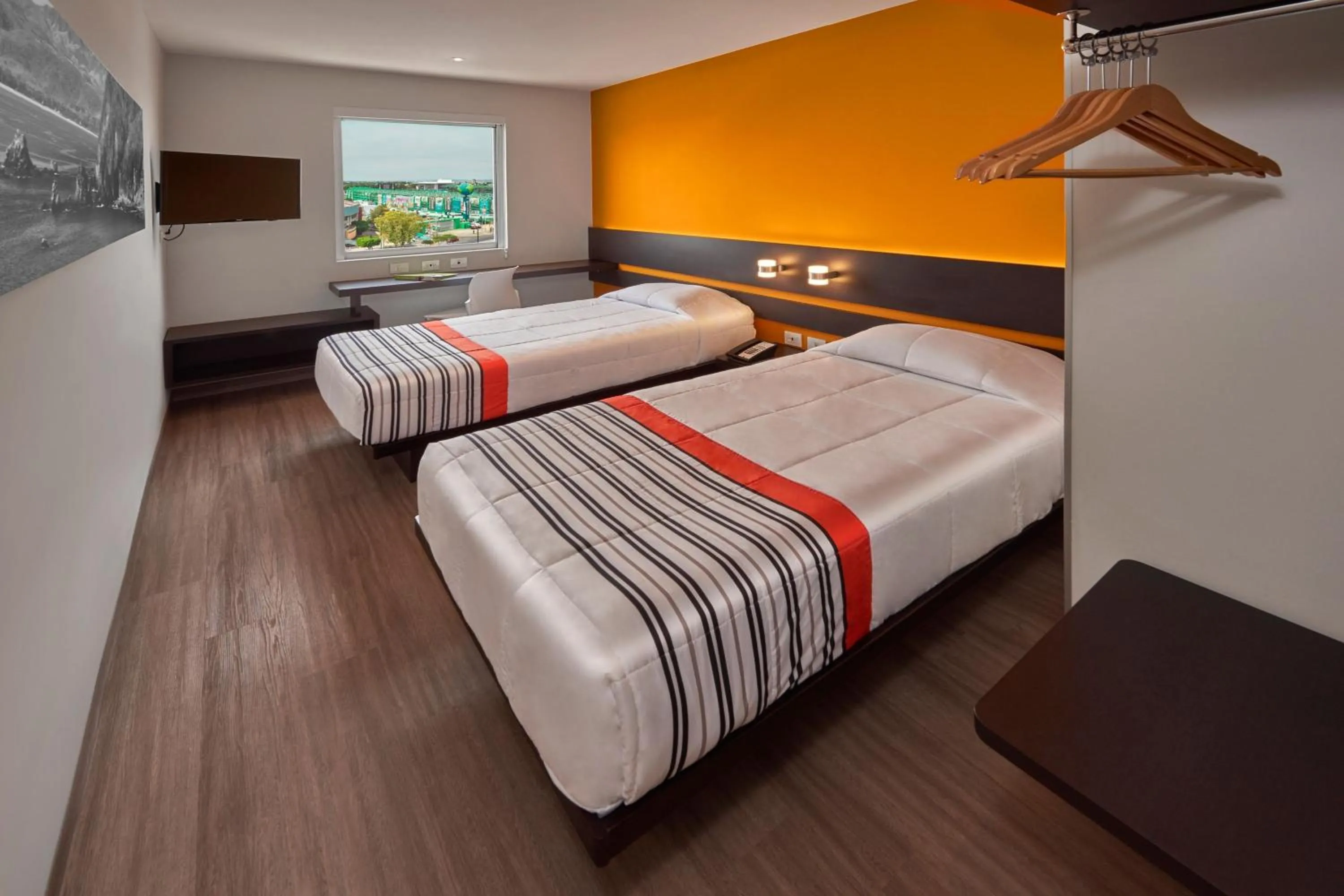 Bedroom, Bed in City Express Junior by Marriott Leon Centro de Convenciones