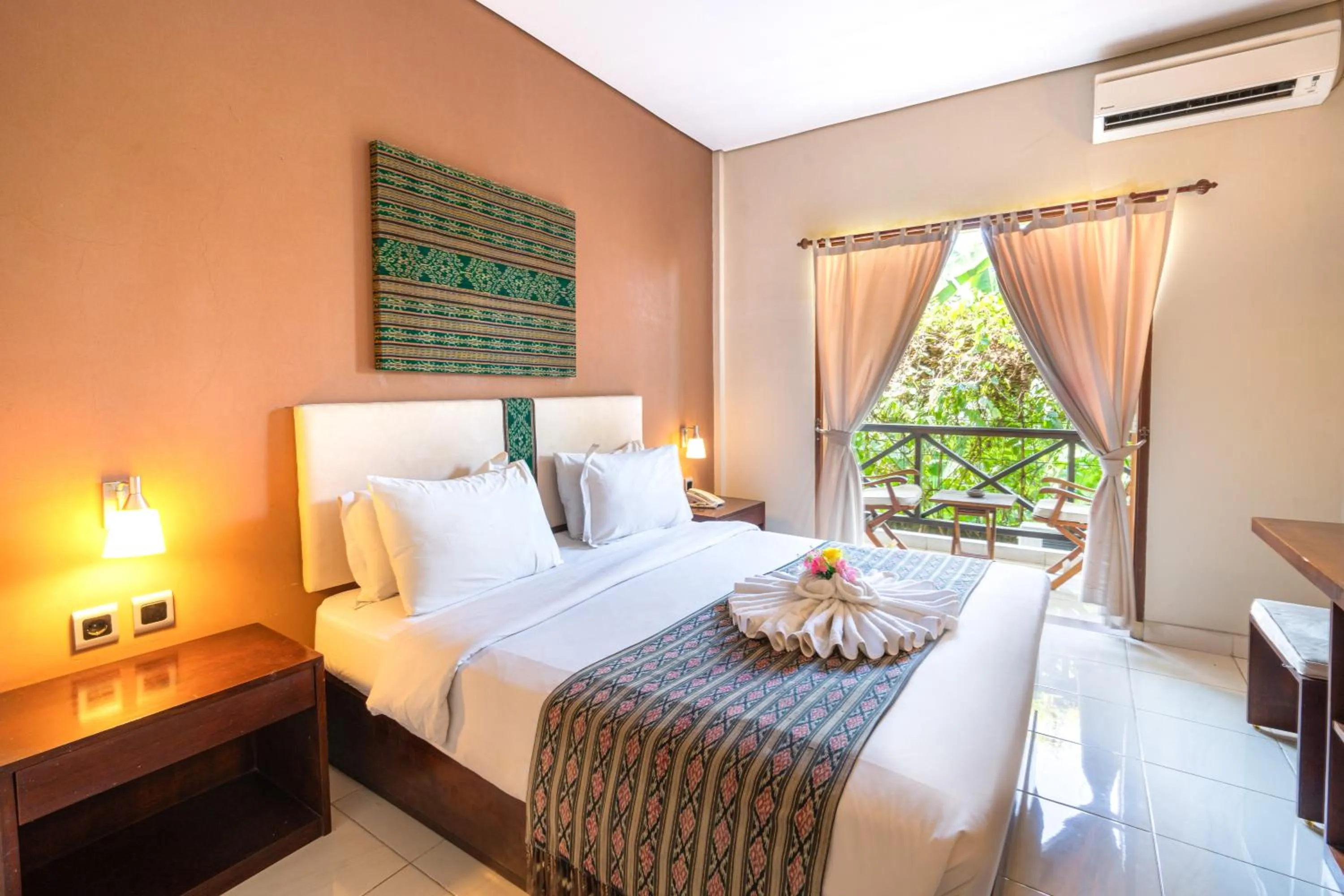 Bed in Samawa Transit Hotel