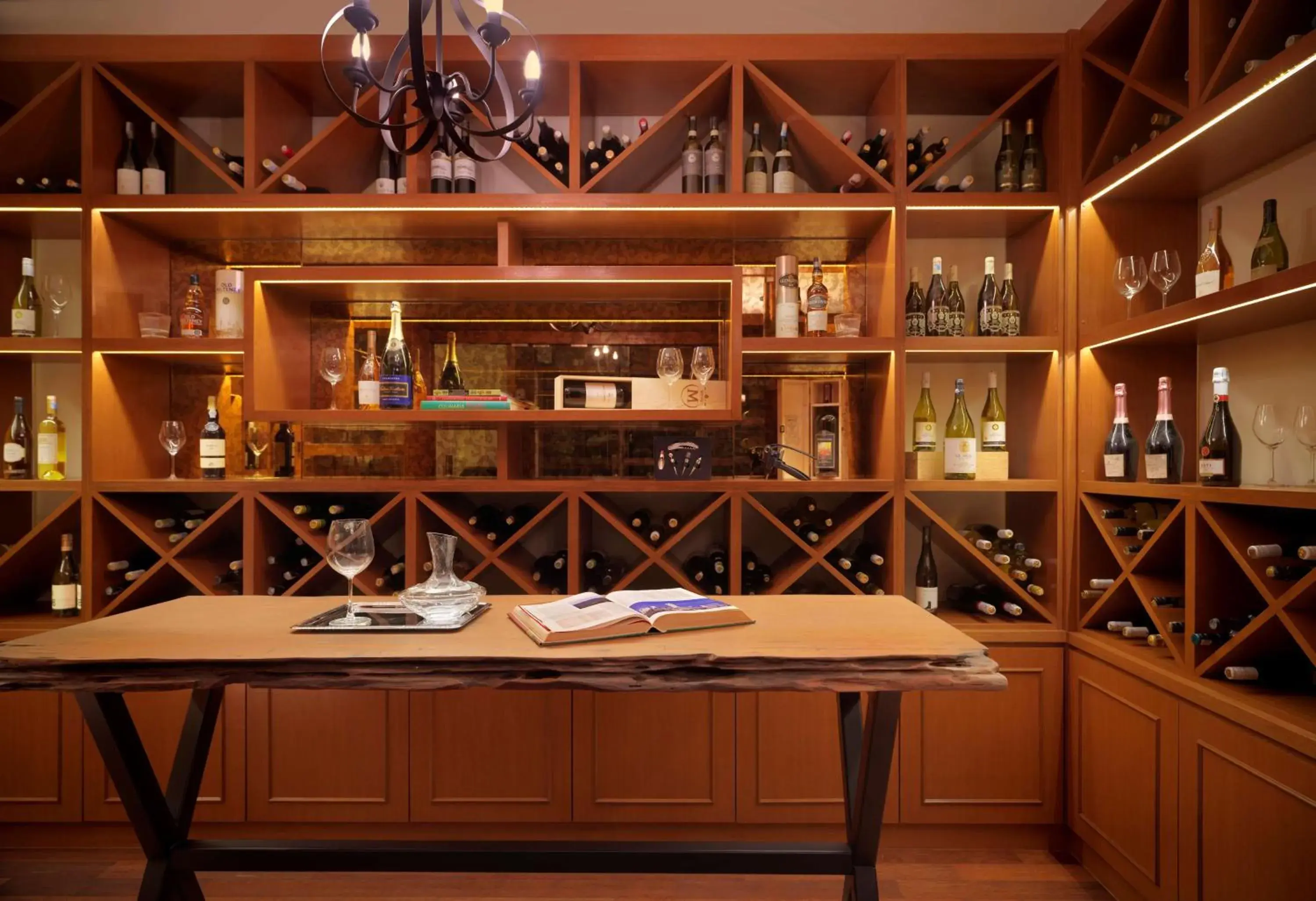 Restaurant/places to eat in Hyatt Regency Kuantan Resort Restaurant/places to eat in Hyatt Regency Kuantan Resort