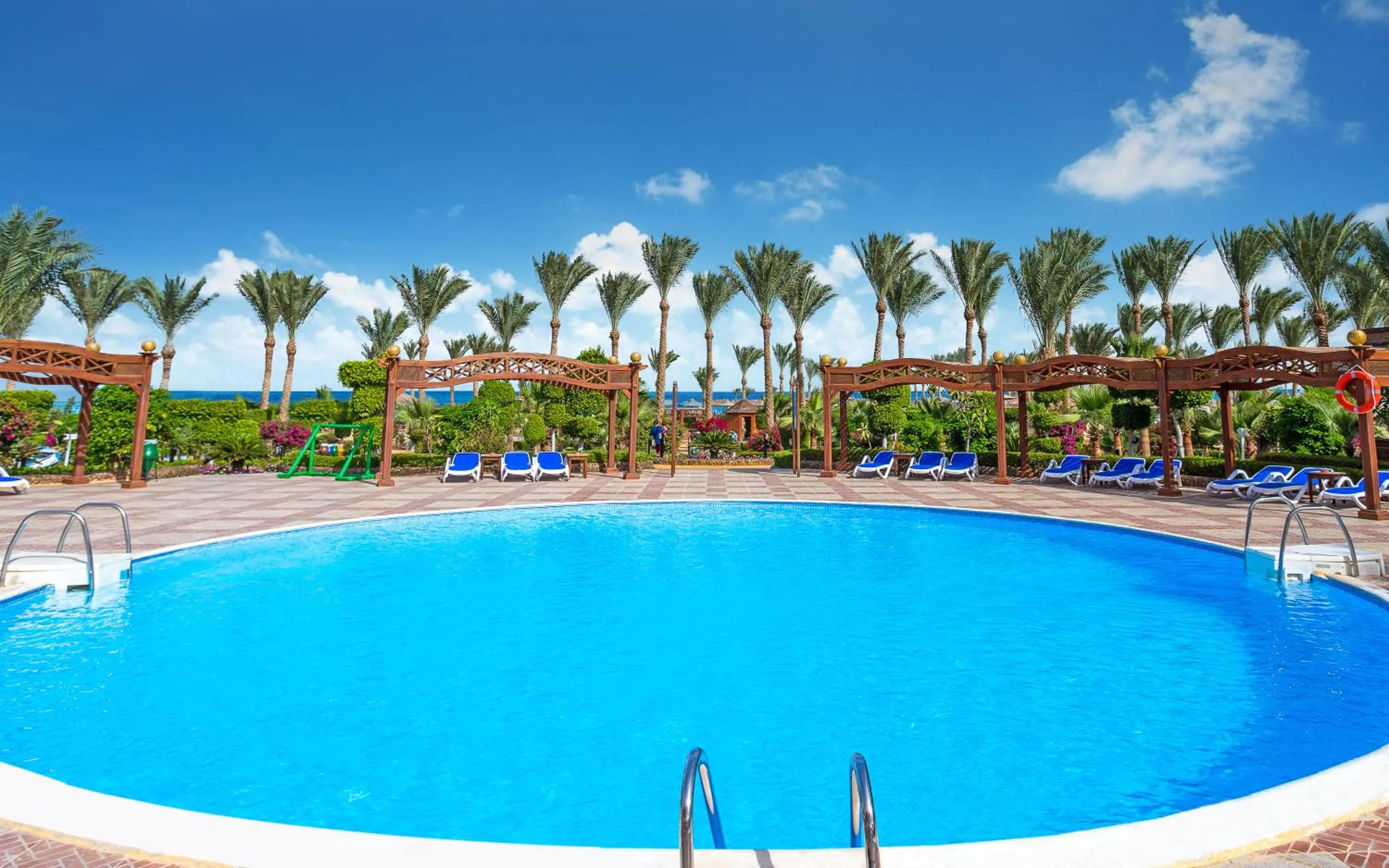 Natural landscape in Hawaii Le Jardin Aqua Resort - Families and Couples Only