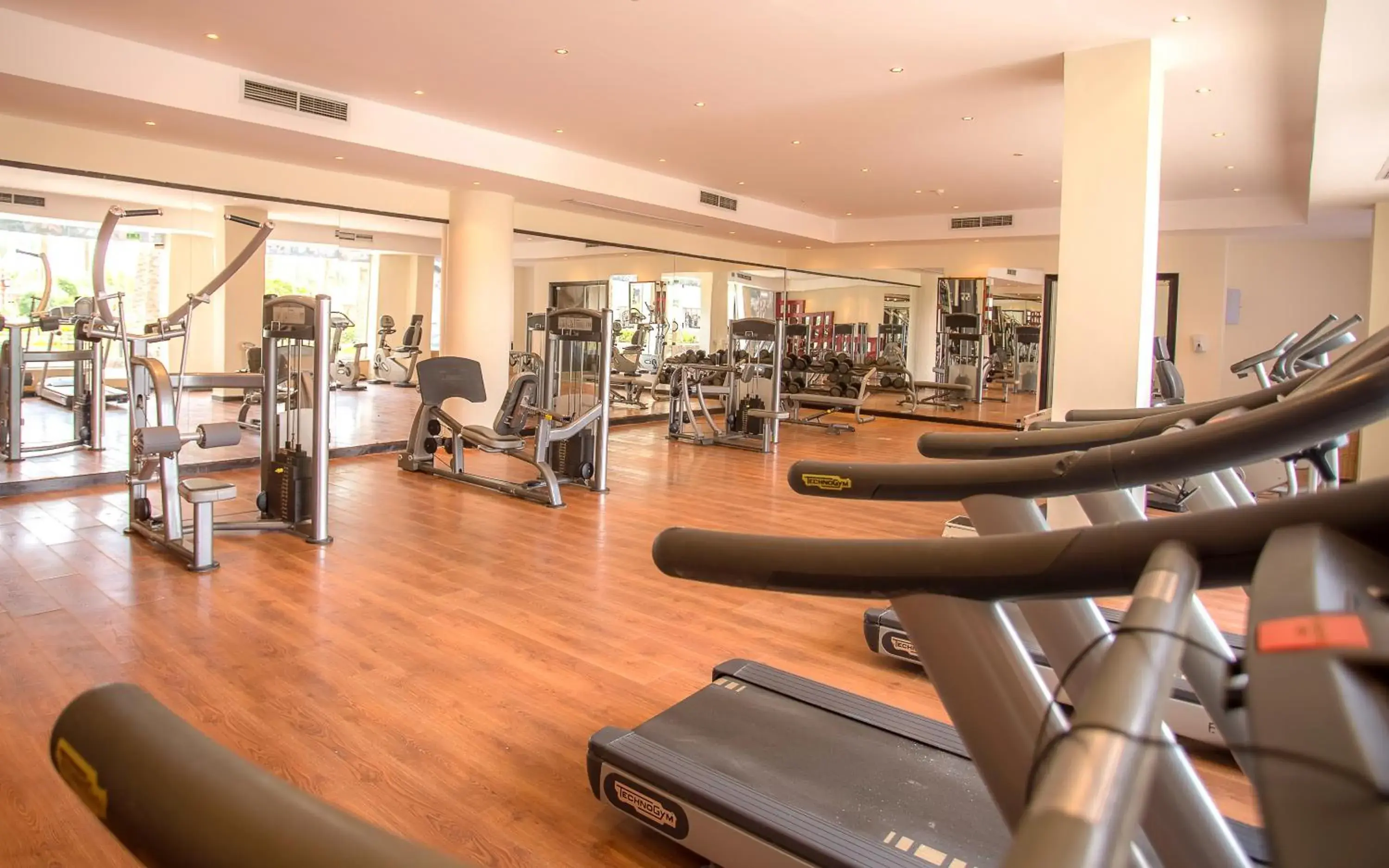 Fitness centre/facilities in Hawaii Le Jardin Aqua Resort - Families and Couples Only Fitness centre/facilities in Hawaii Le Jardin Aqua Resort - Families and Couples Only