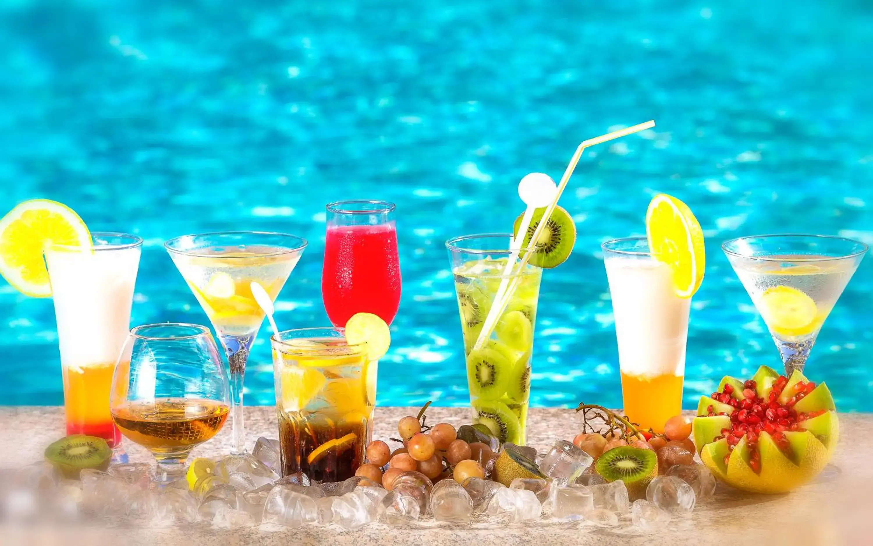 Swimming pool in Hawaii Le Jardin Aqua Resort - Families and Couples Only Swimming pool in Hawaii Le Jardin Aqua Resort - Families and Couples Only