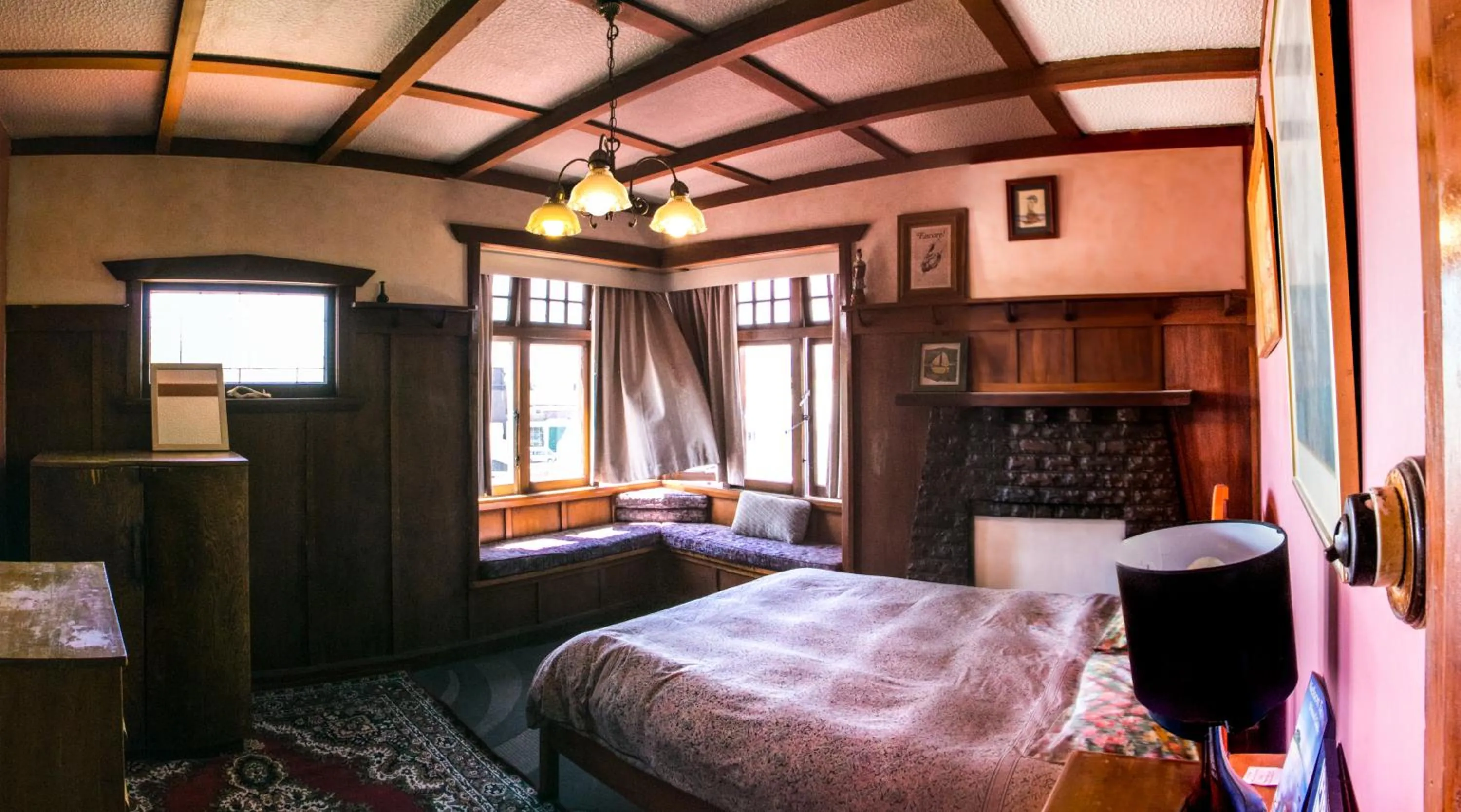 Bed in The Palace Backpackers