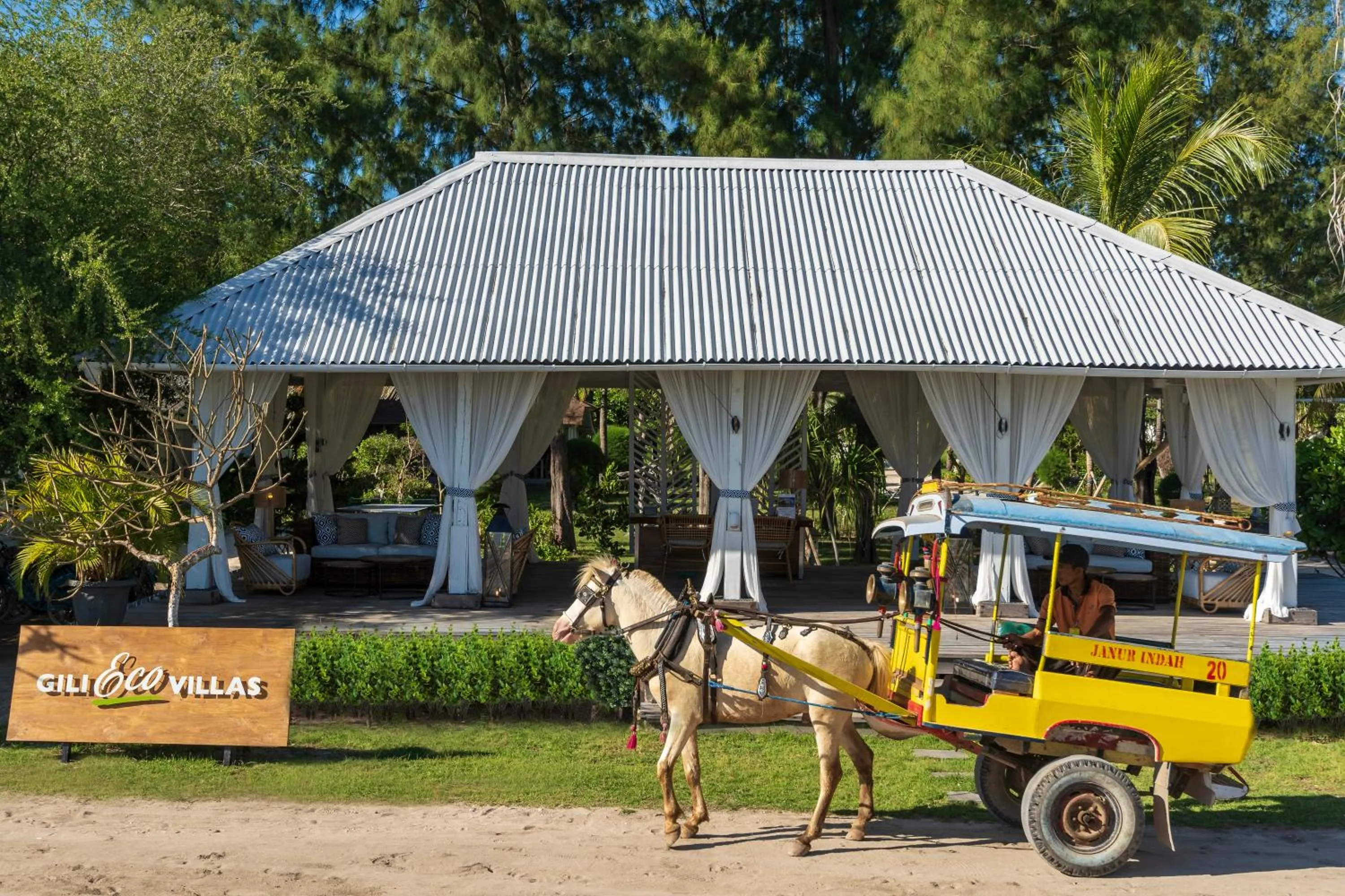 Property building in Gili Eco Villas