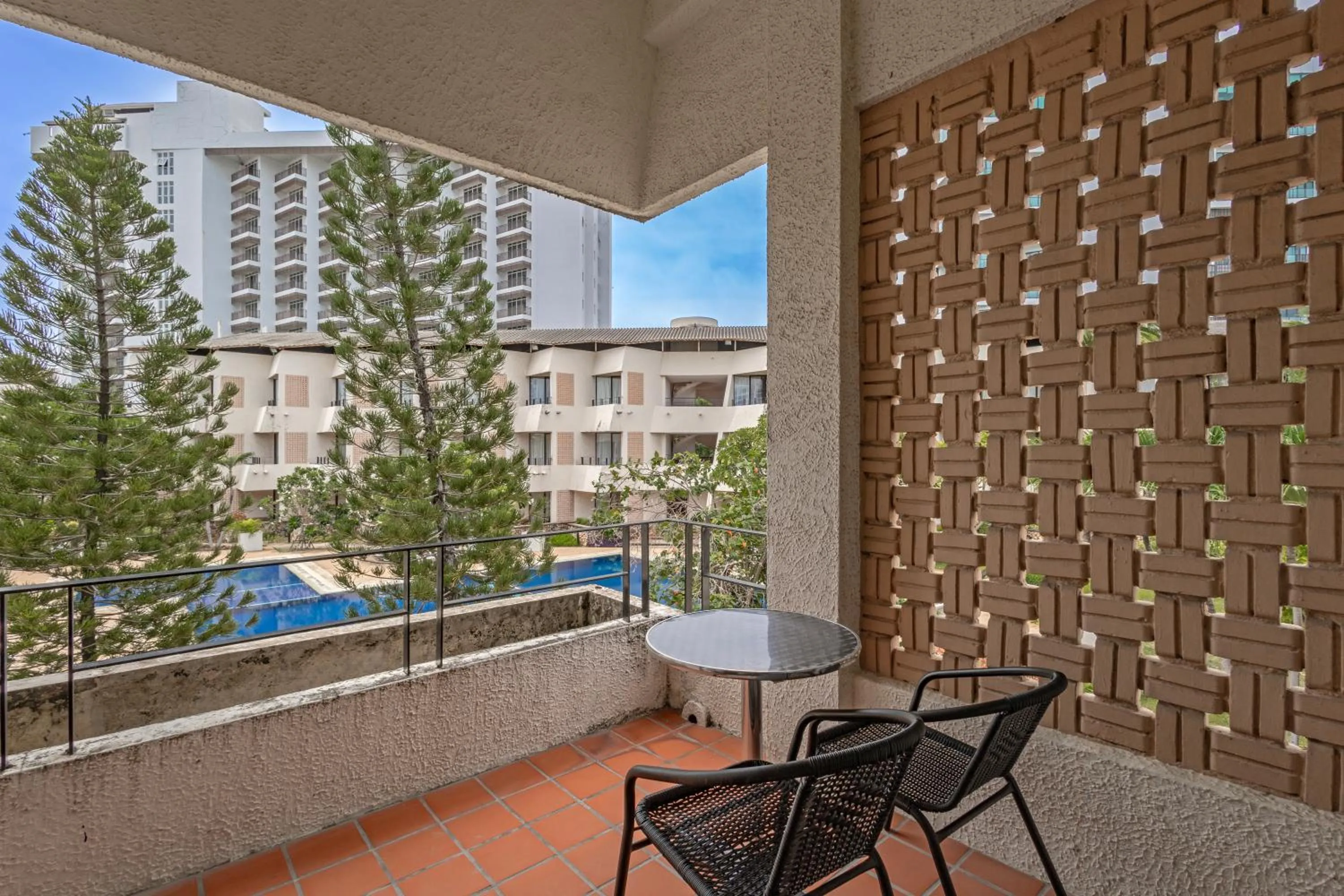 Patio in Hotel Tropicana Pattaya