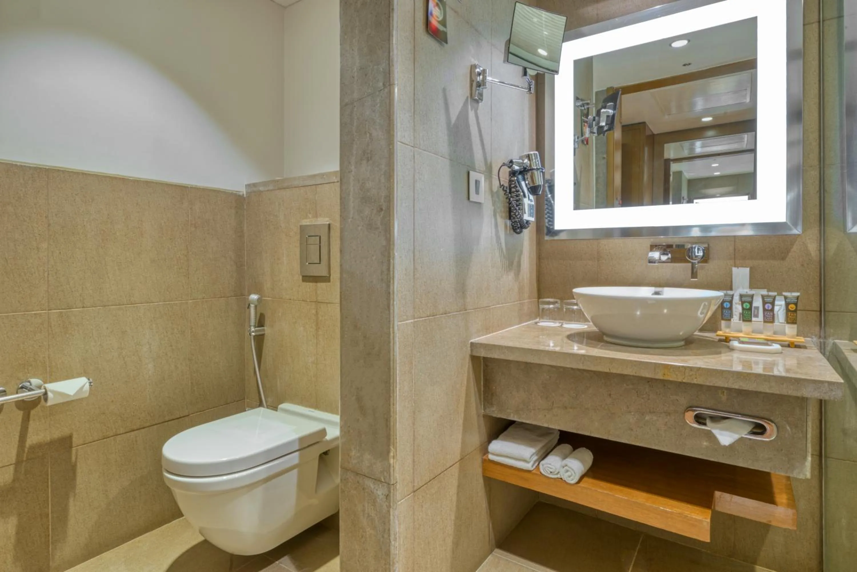 Toilet in Novotel Bengaluru Outer Ring Road