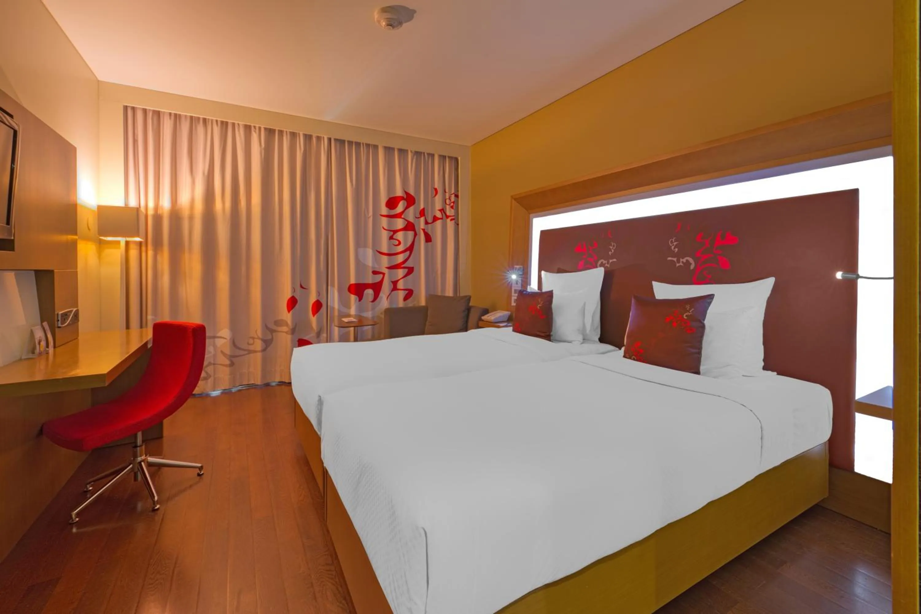 Bed in Novotel Bengaluru Outer Ring Road