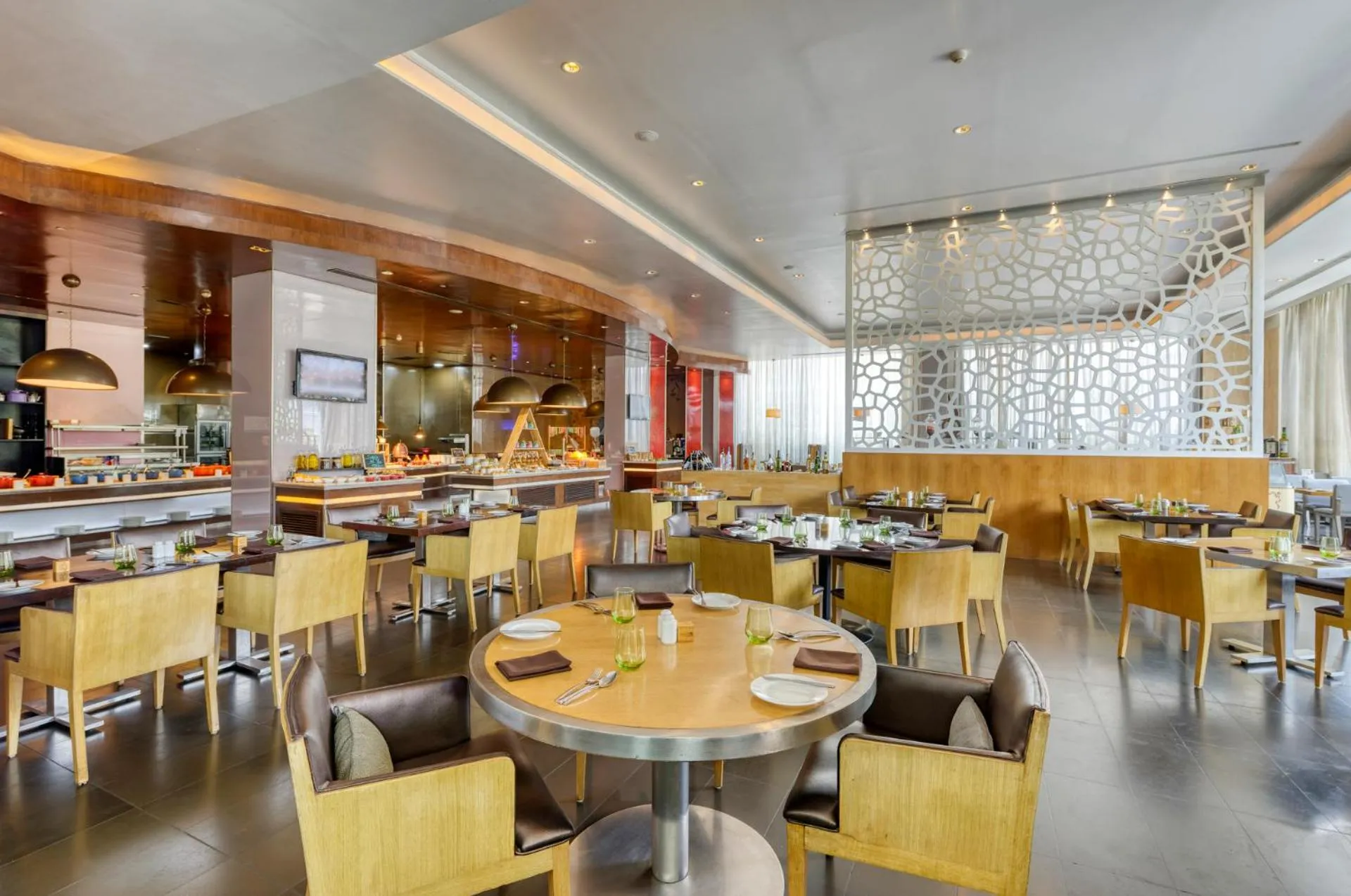 Restaurant/places to eat in Novotel Bengaluru Outer Ring Road