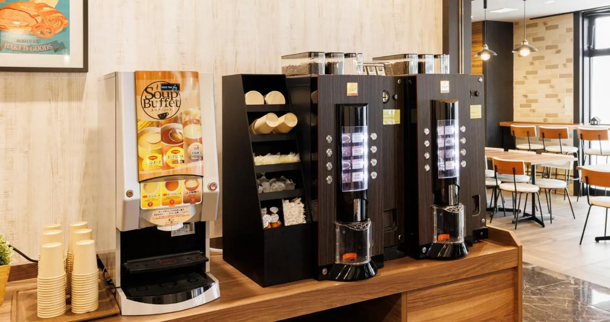 Lounge or bar in Hotel Oriental Express Osaka Shinsaibashi Lounge or bar in Hotel Oriental Express Osaka Shinsaibashi