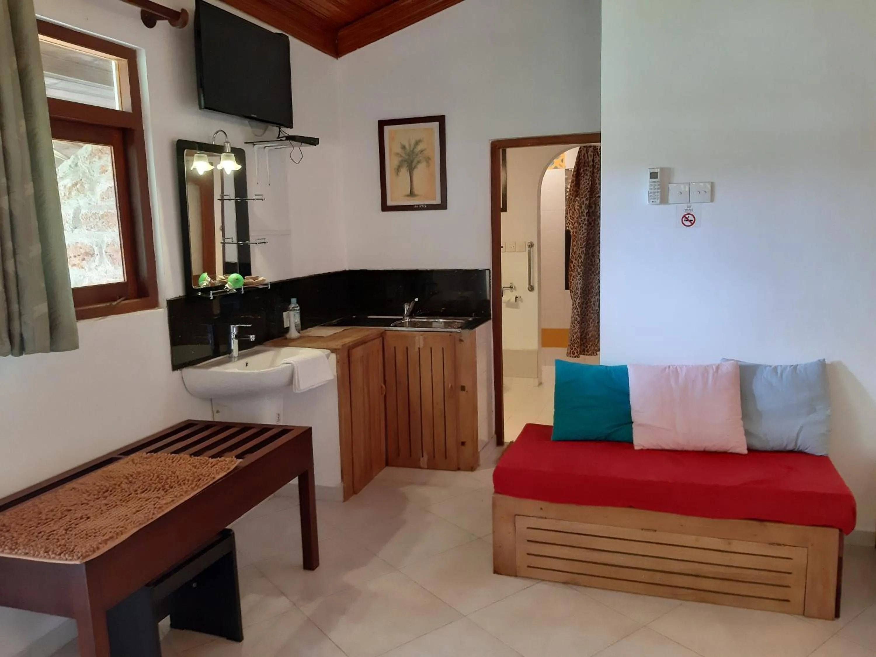 Kitchen or kitchenette in Selavi Resort Bentota