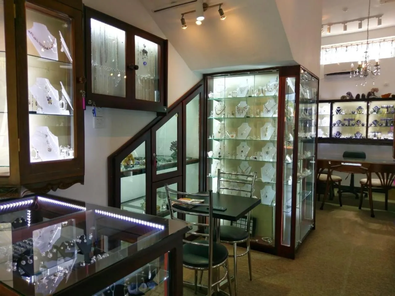 On-site shops in Selavi Resort Bentota