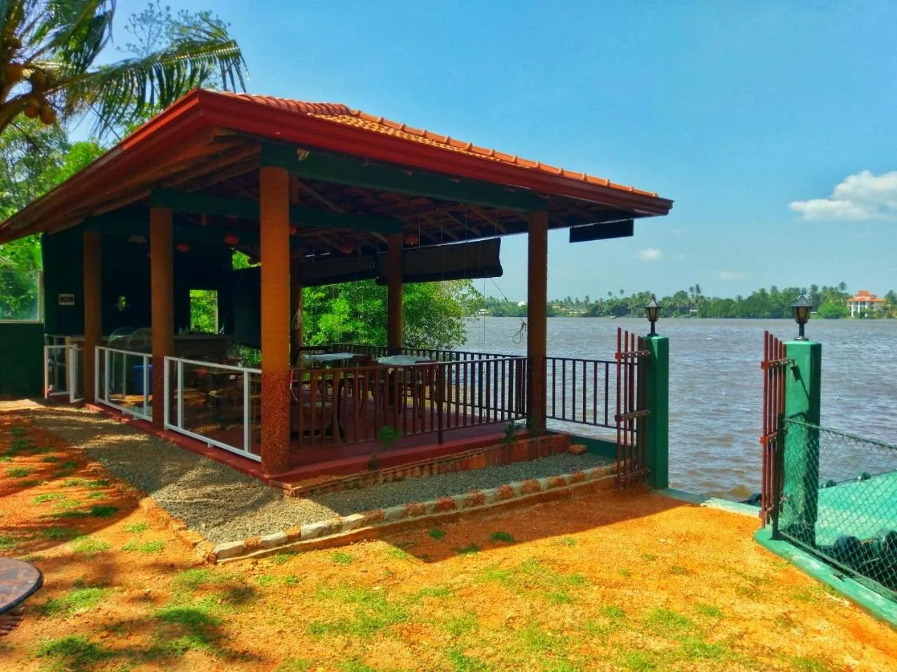 Restaurant/places to eat in Selavi Resort Bentota