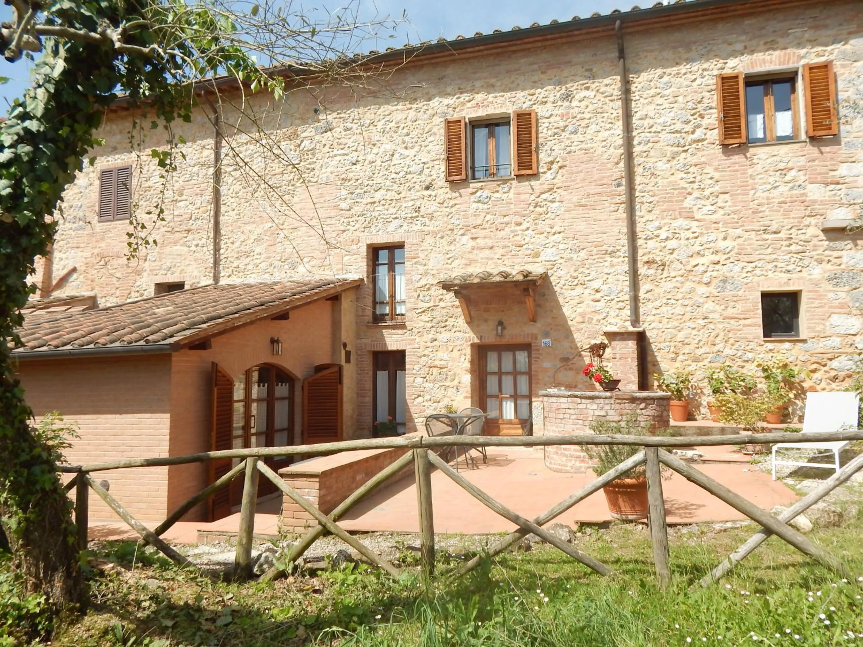 Fullino Nero Rta - Residenza Turistico Alberghiera