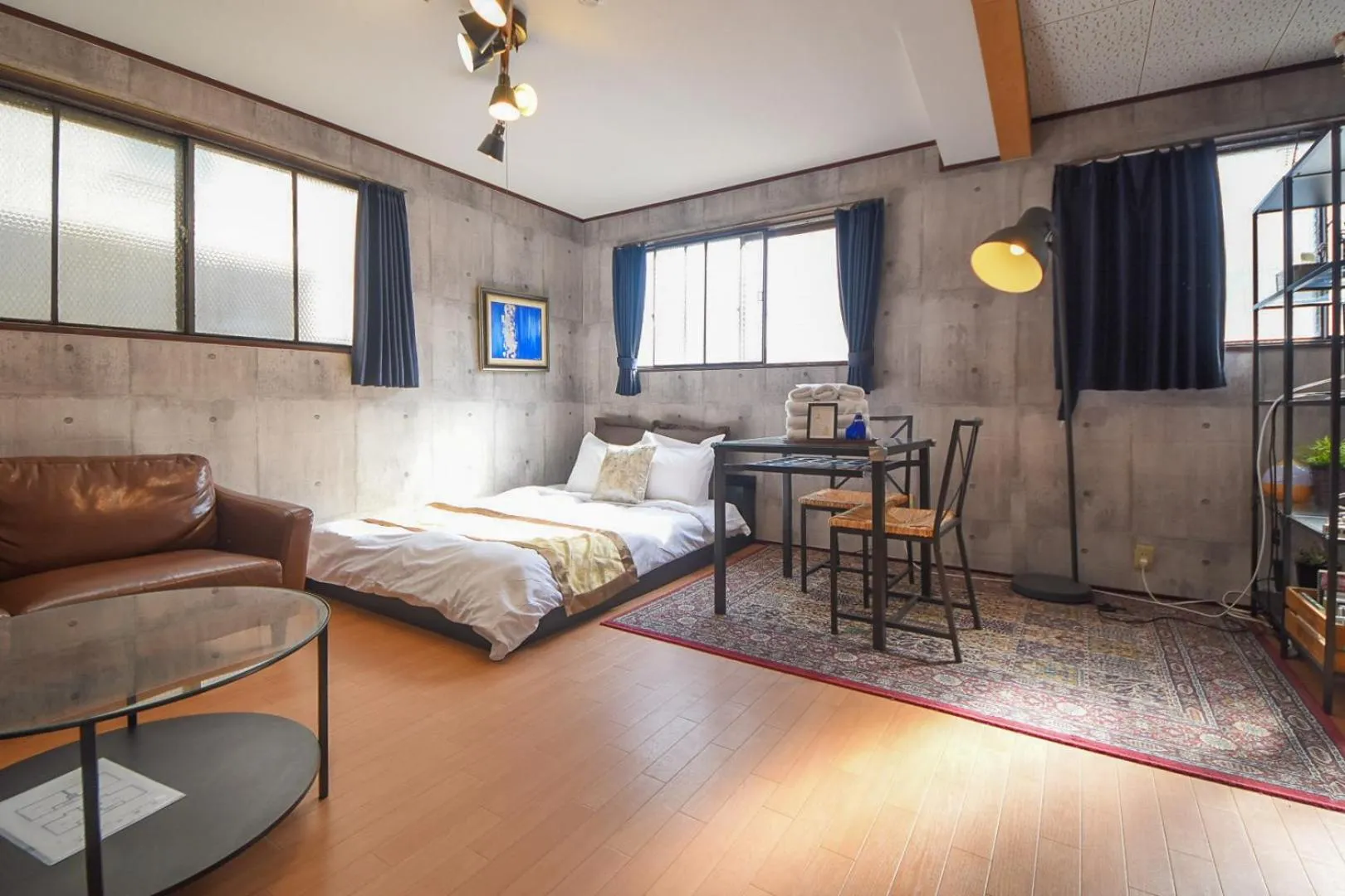 Photo of the whole room, Bed in Comfy Stay MR1 & MR2