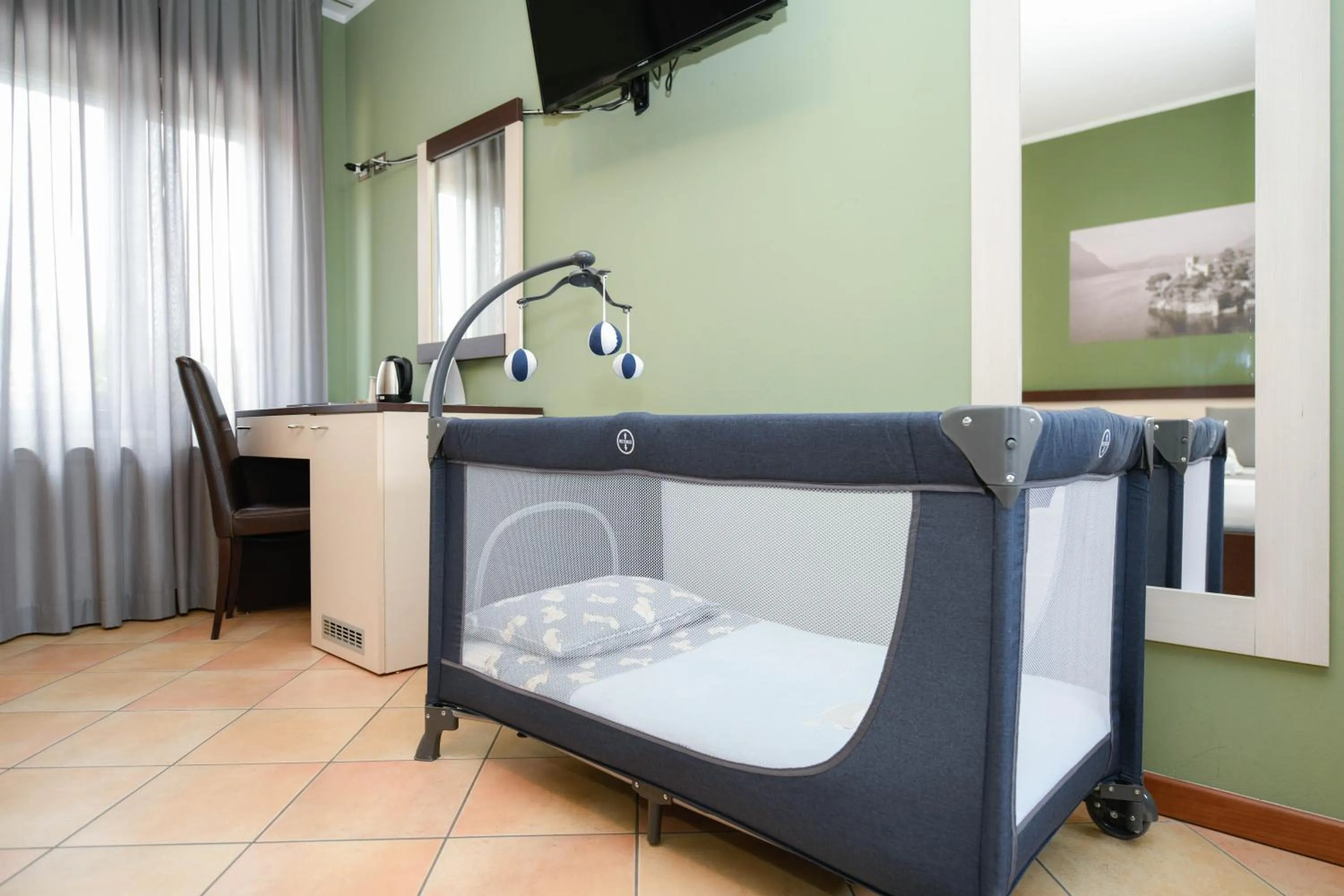 cot, Bed in Albergo Locanda Primavera