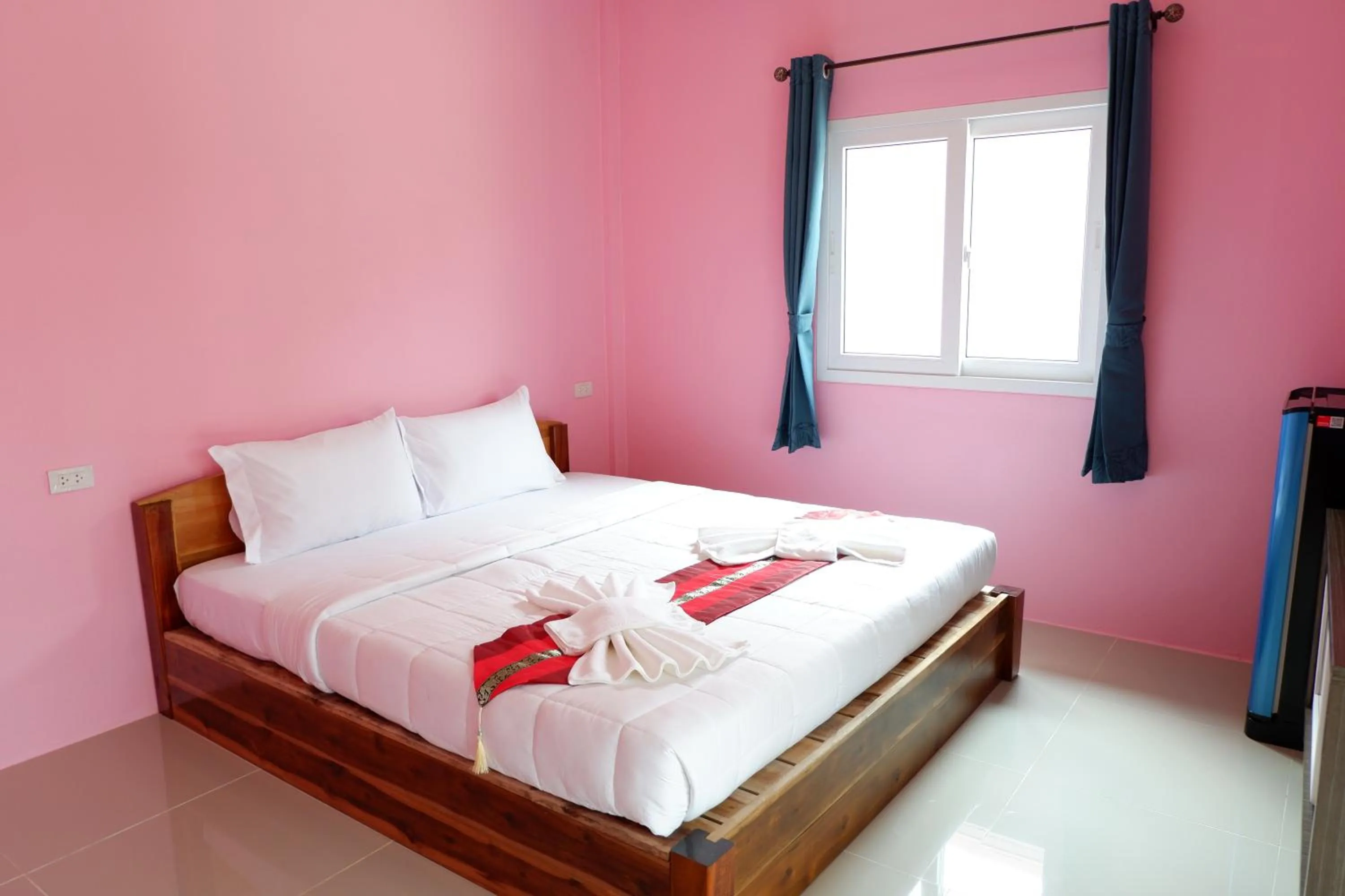 Photo of the whole room, Bed in Jarawee Resort