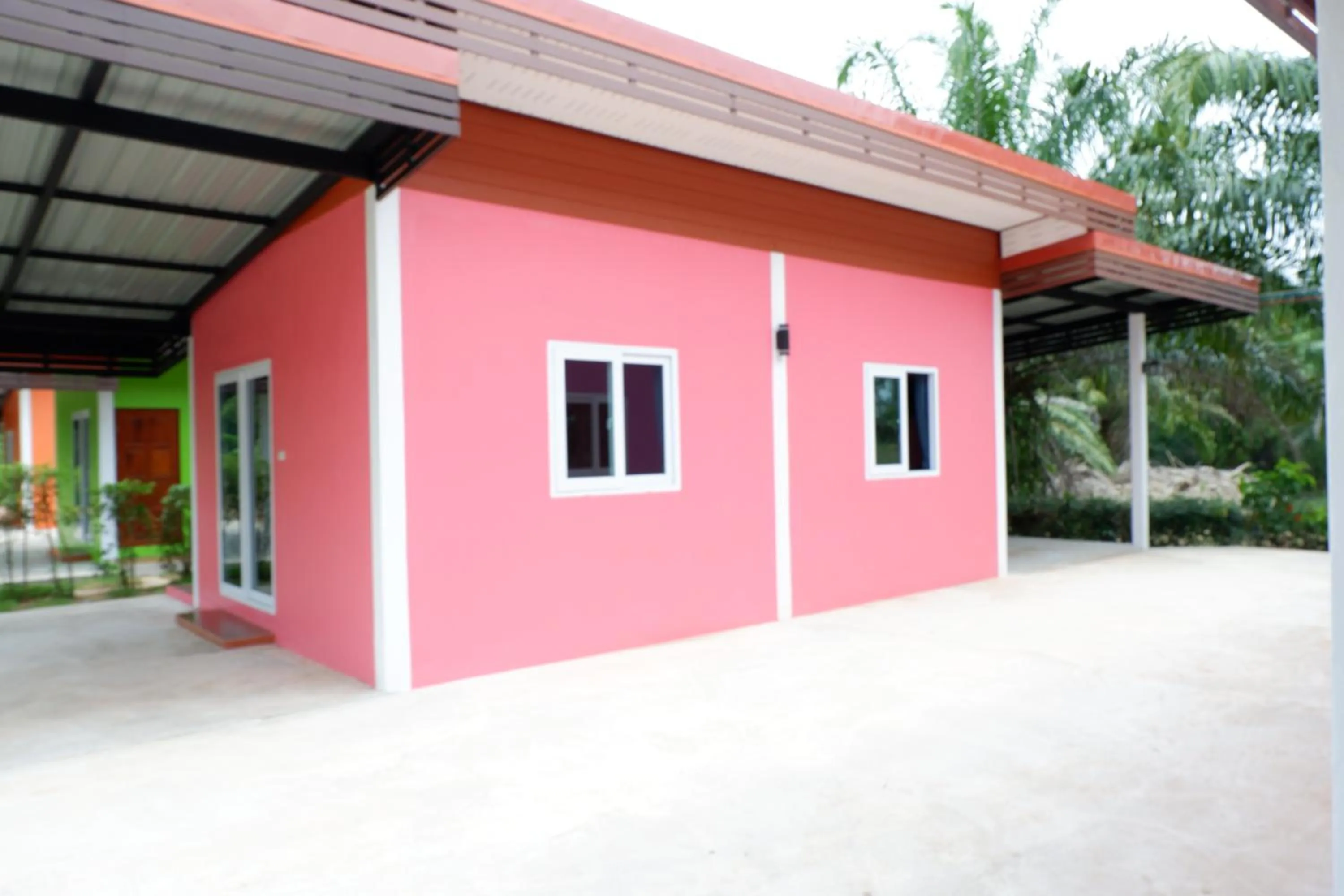 Facade/entrance in Jarawee Resort