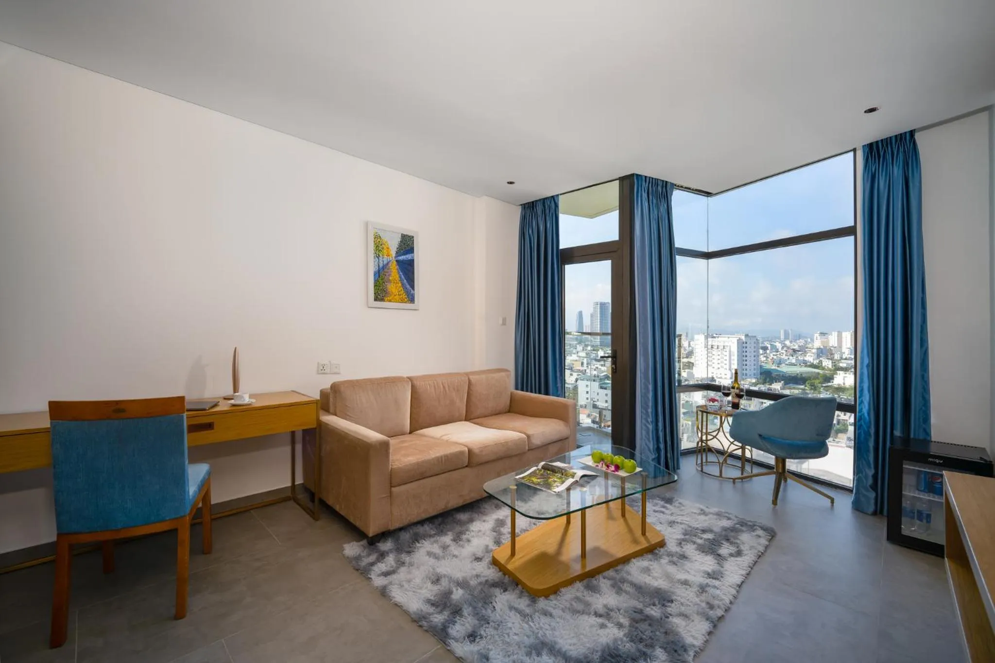 Living room in San Marino Boutique Danang - 10 mins to Dragon Bridge & 15 mins to My Khe Beach