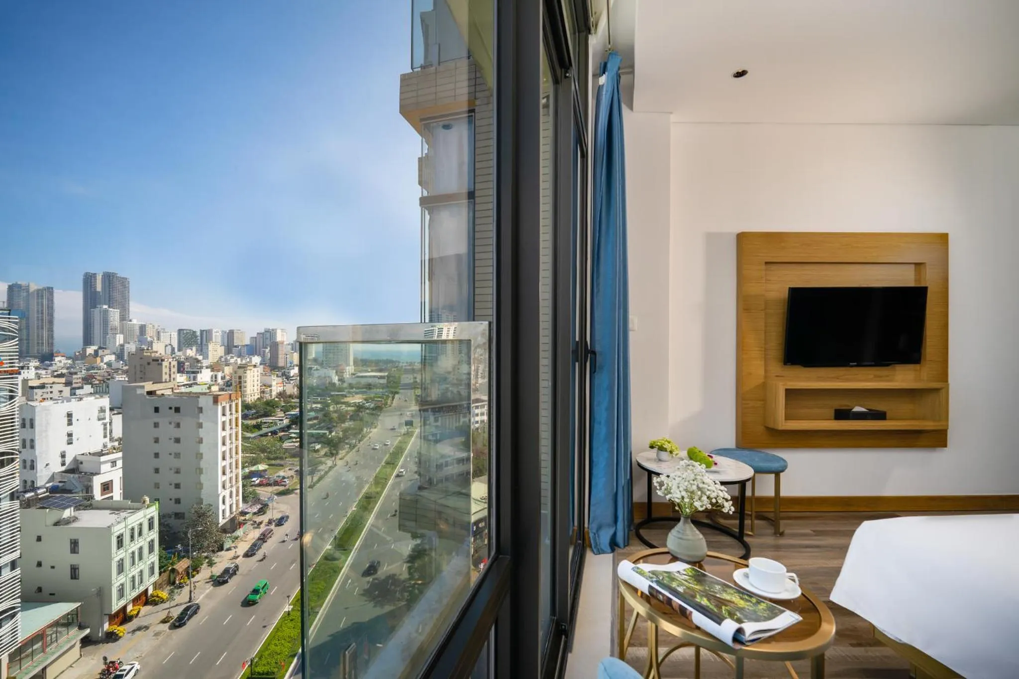 Balcony/Terrace in San Marino Boutique Danang - 10 mins to Dragon Bridge & 15 mins to My Khe Beach