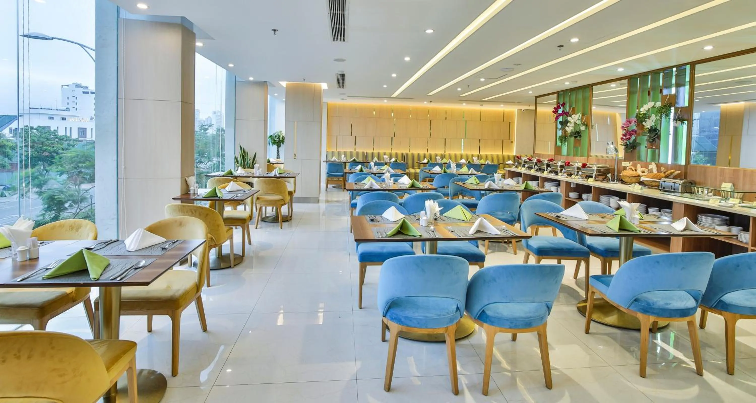 Restaurant/places to eat in San Marino Boutique Danang - 10 mins to Dragon Bridge & 15 mins to My Khe Beach