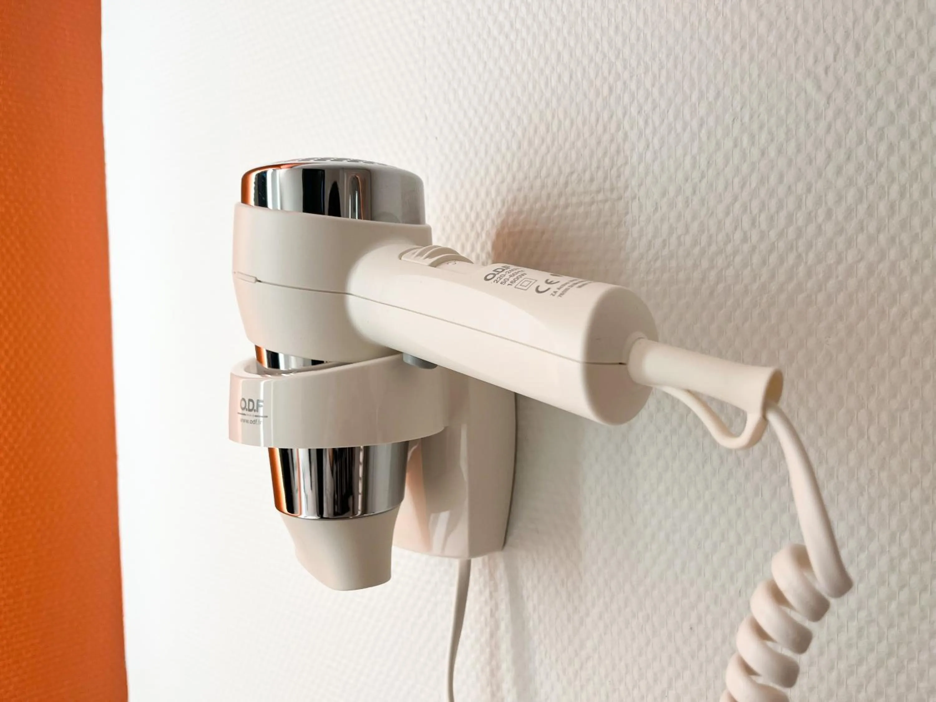 hair dryier in ibis budget Carcassonne La Cité