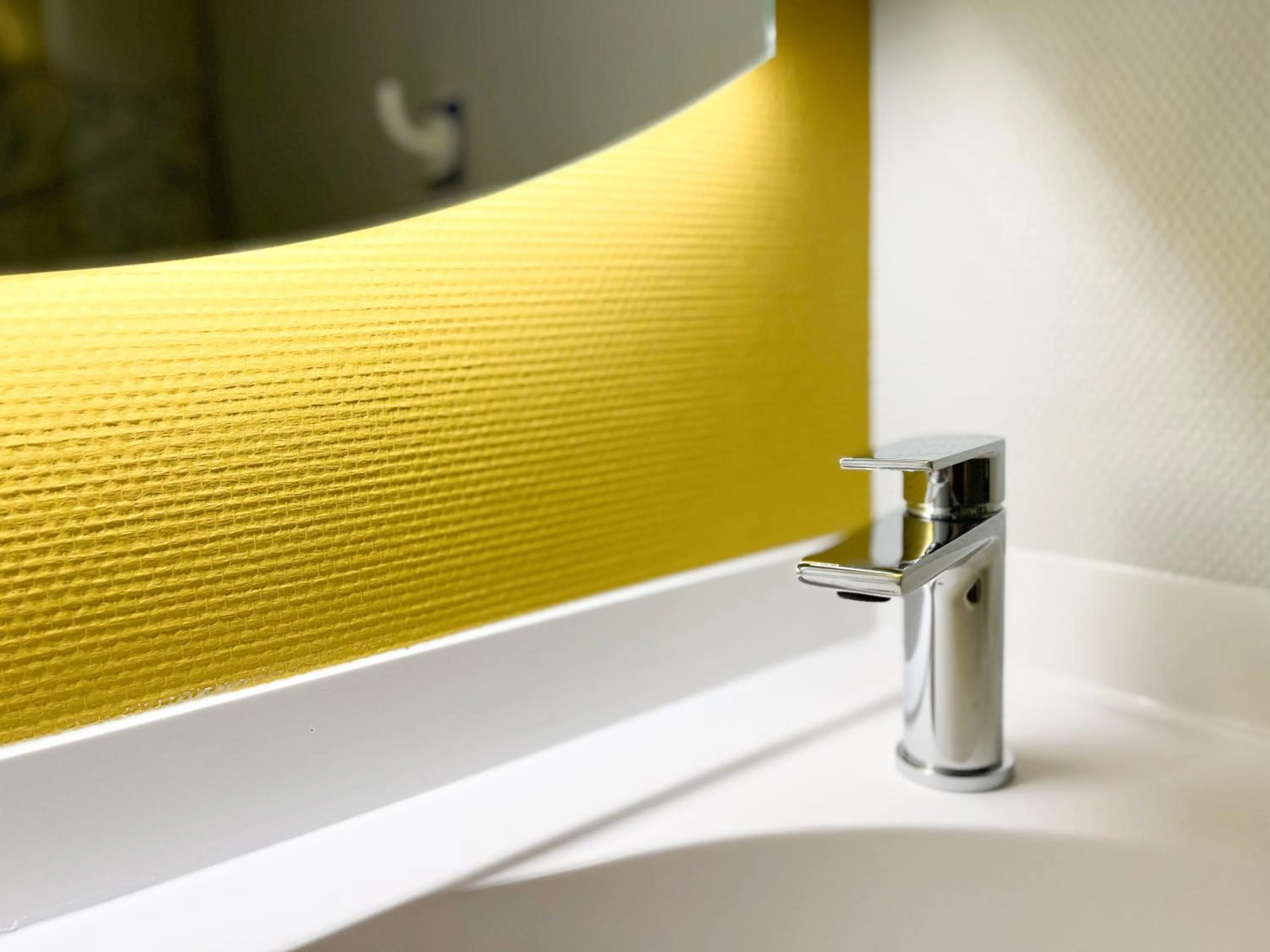 Bathroom in ibis budget Carcassonne La Cité