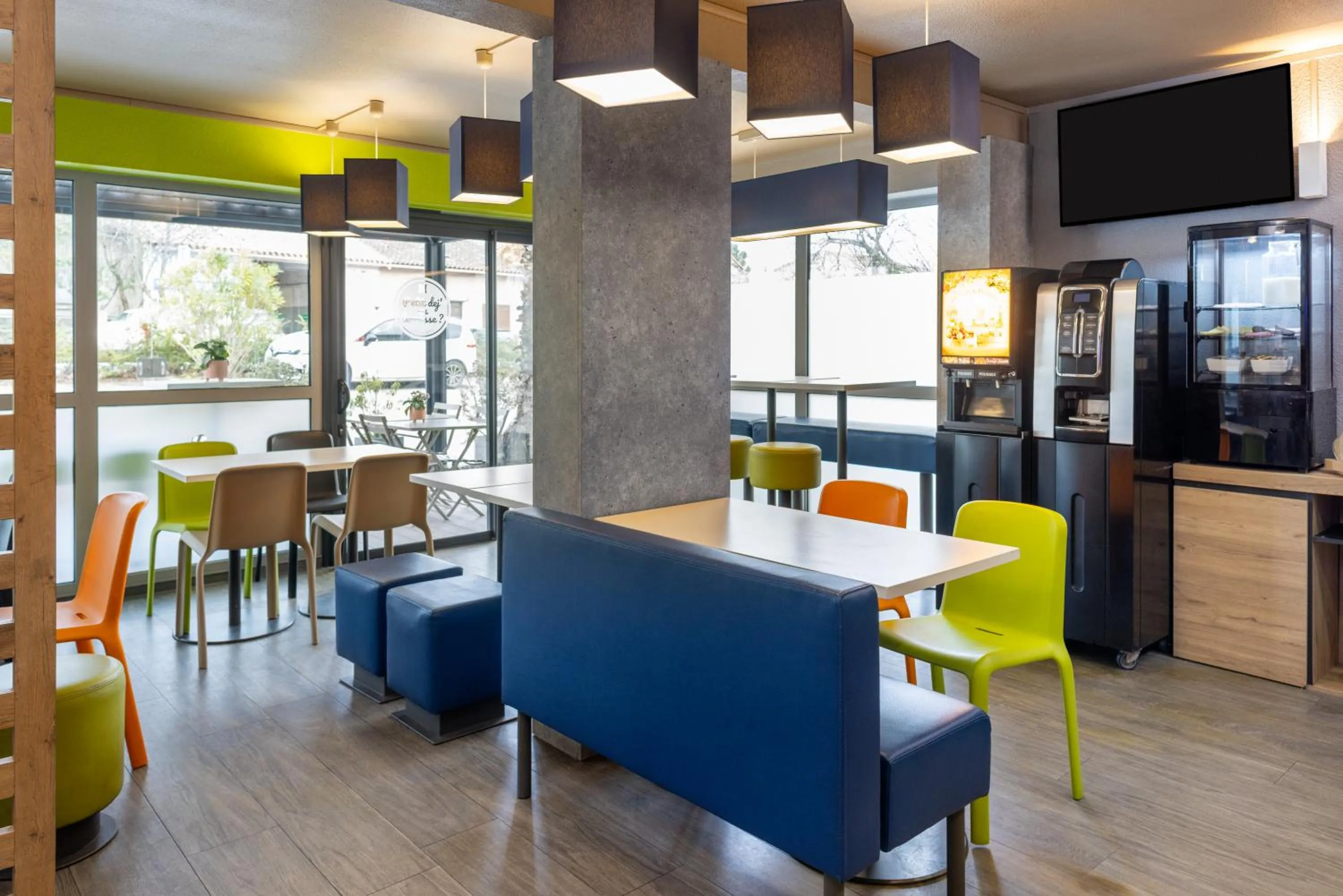 Breakfast in ibis budget Carcassonne La Cité