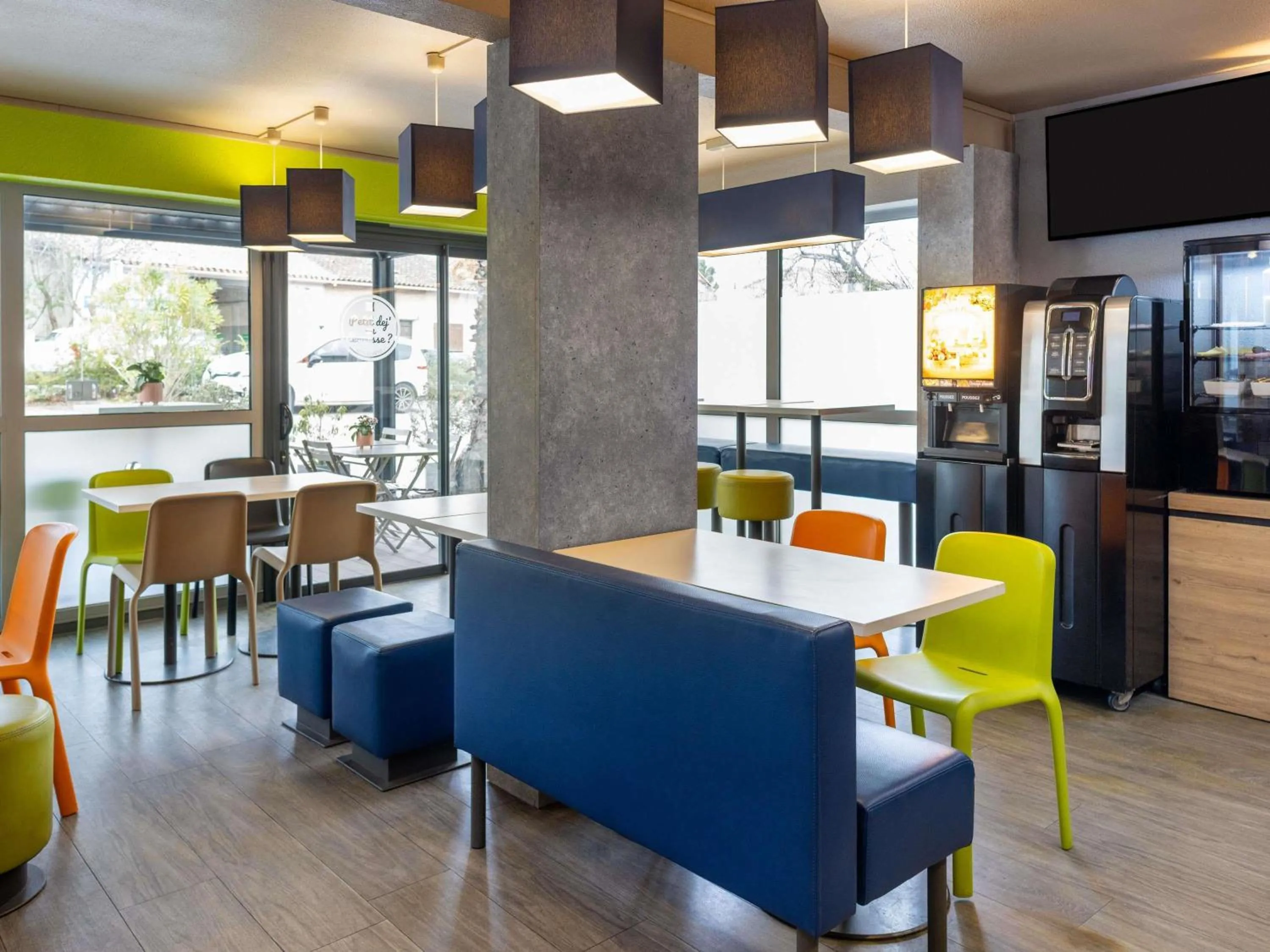 Breakfast in ibis budget Carcassonne La Cité