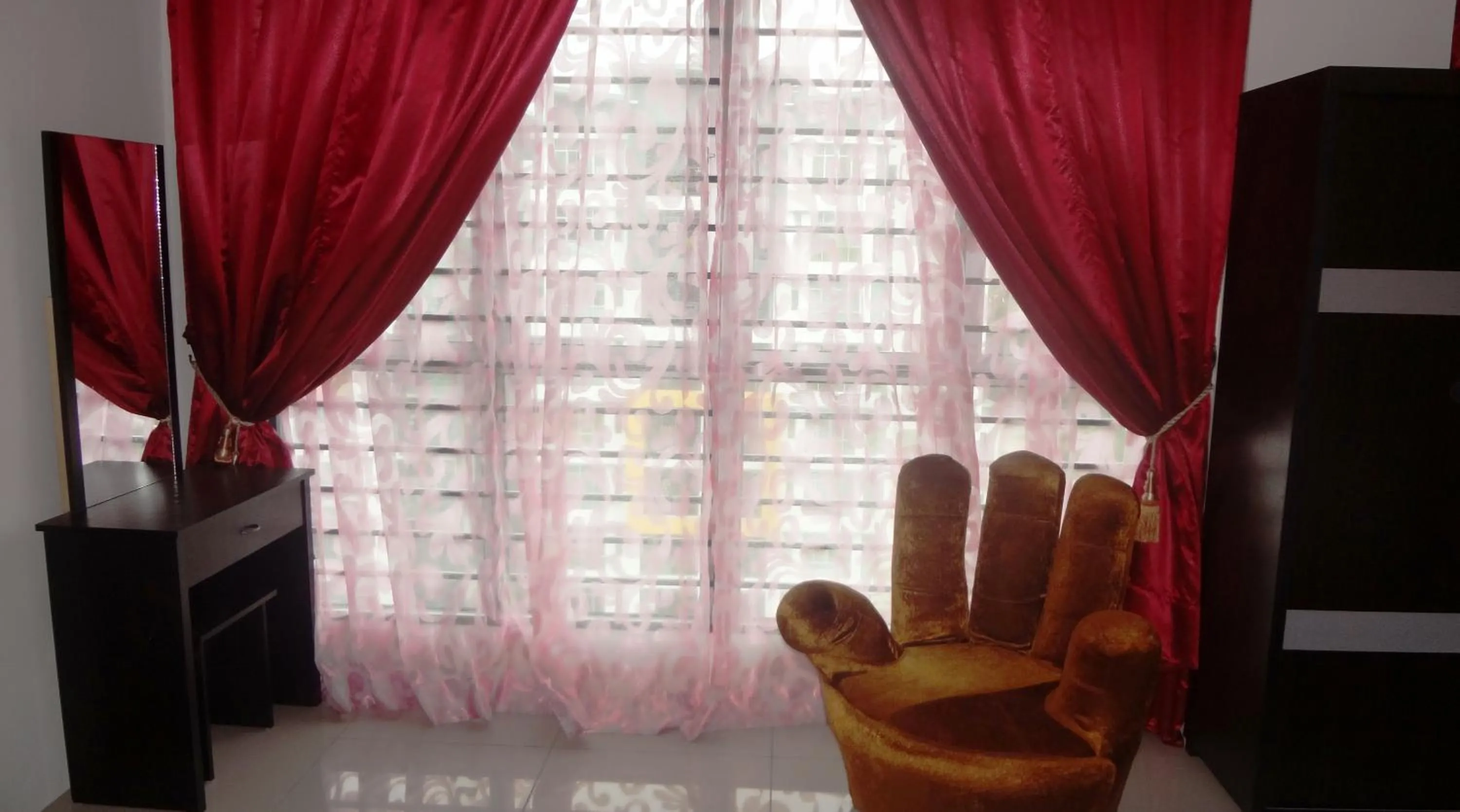 Bedroom in Mahkota Cheras Sweet Condo 1-14 pax near MRT to KL