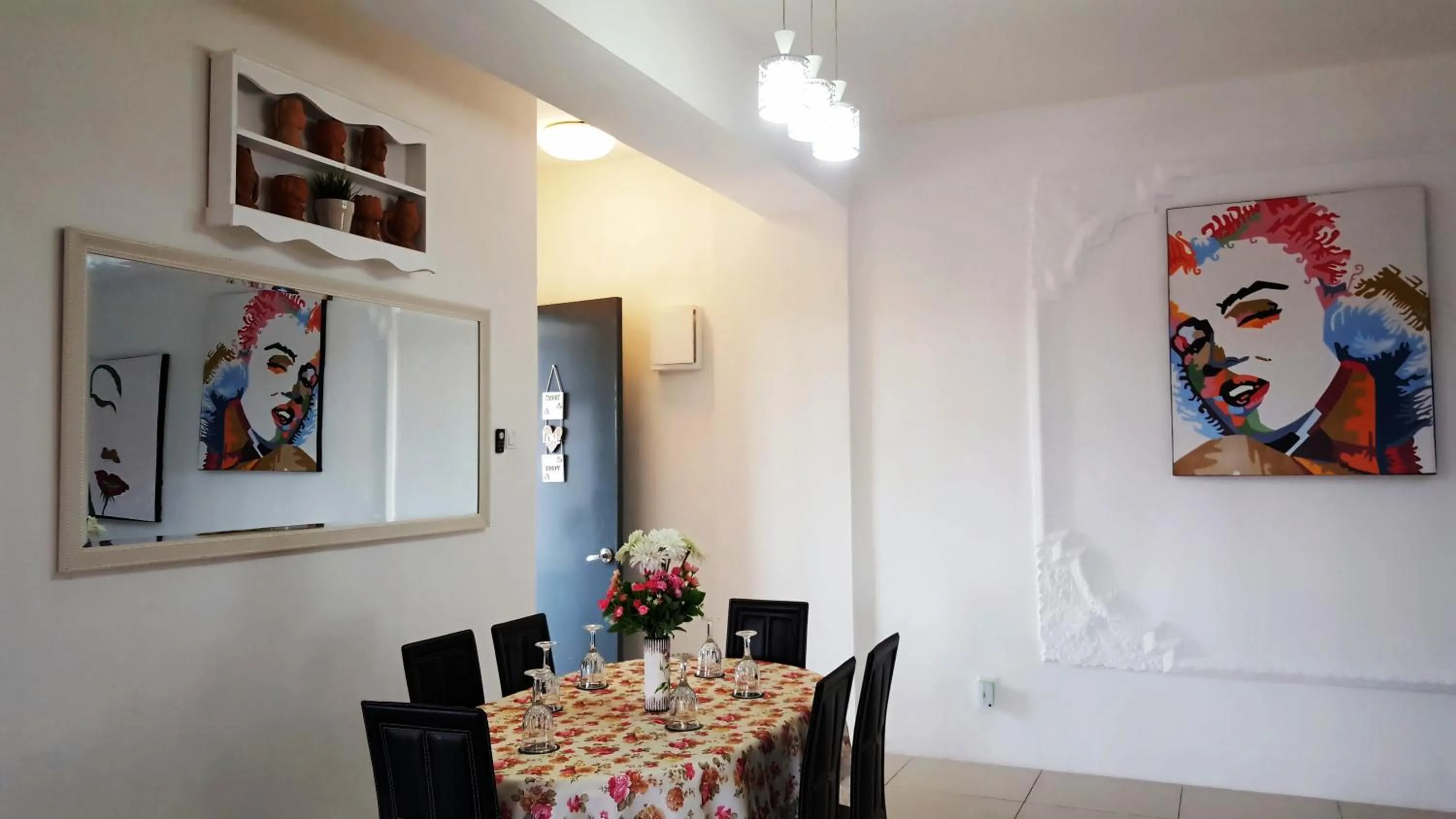Dining area in Mahkota Cheras Sweet Condo 1-14 pax near MRT to KL