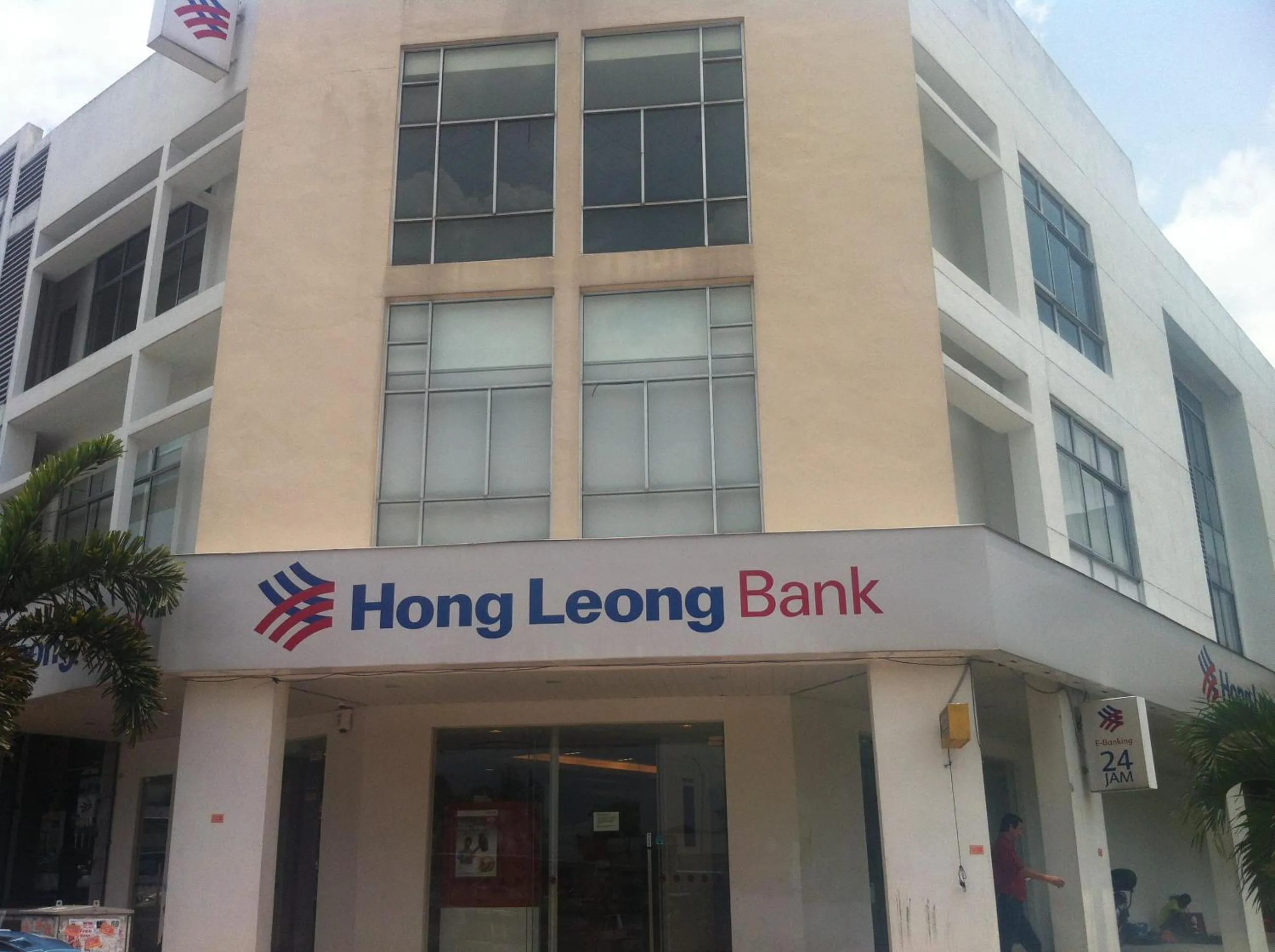 Neighbourhood in Mahkota Cheras Sweet Condo 1-14 pax near MRT to KL