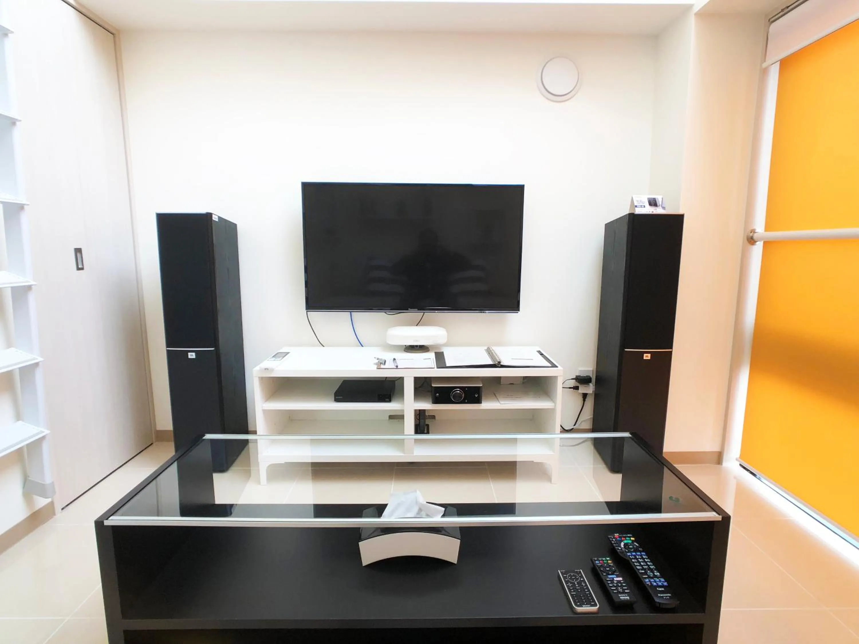 TV and multimedia in La Krasse Sumida