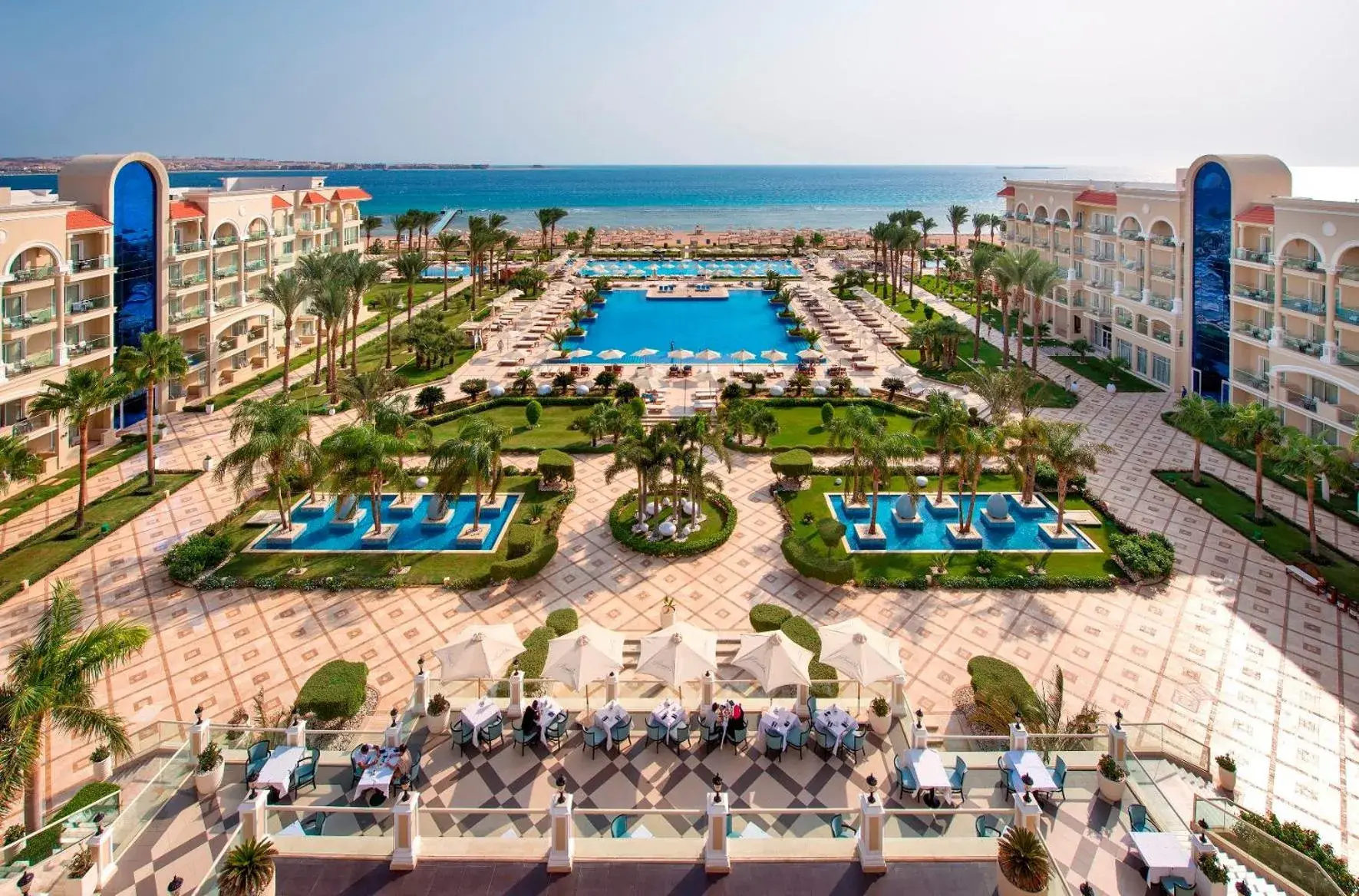 Swimming pool in Premier Le Reve Hotel & Spa Sahl Hasheesh - Adults Only 16 Years Plus Swimming pool in Premier Le Reve Hotel & Spa Sahl Hasheesh - Adults Only 16 Years Plus