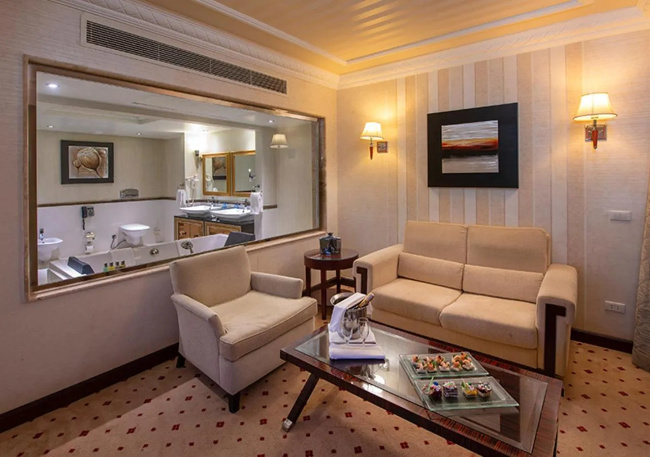 Bed in Premier Le Reve Hotel & Spa Sahl Hasheesh - Adults Only 16 Years Plus