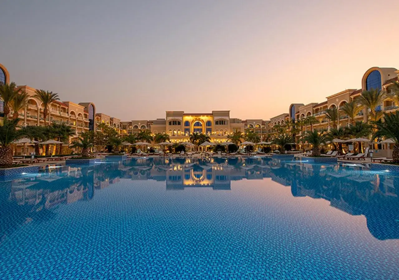 Swimming pool in Premier Le Reve Hotel & Spa Sahl Hasheesh - Adults Only 16 Years Plus Swimming pool in Premier Le Reve Hotel & Spa Sahl Hasheesh - Adults Only 16 Years Plus