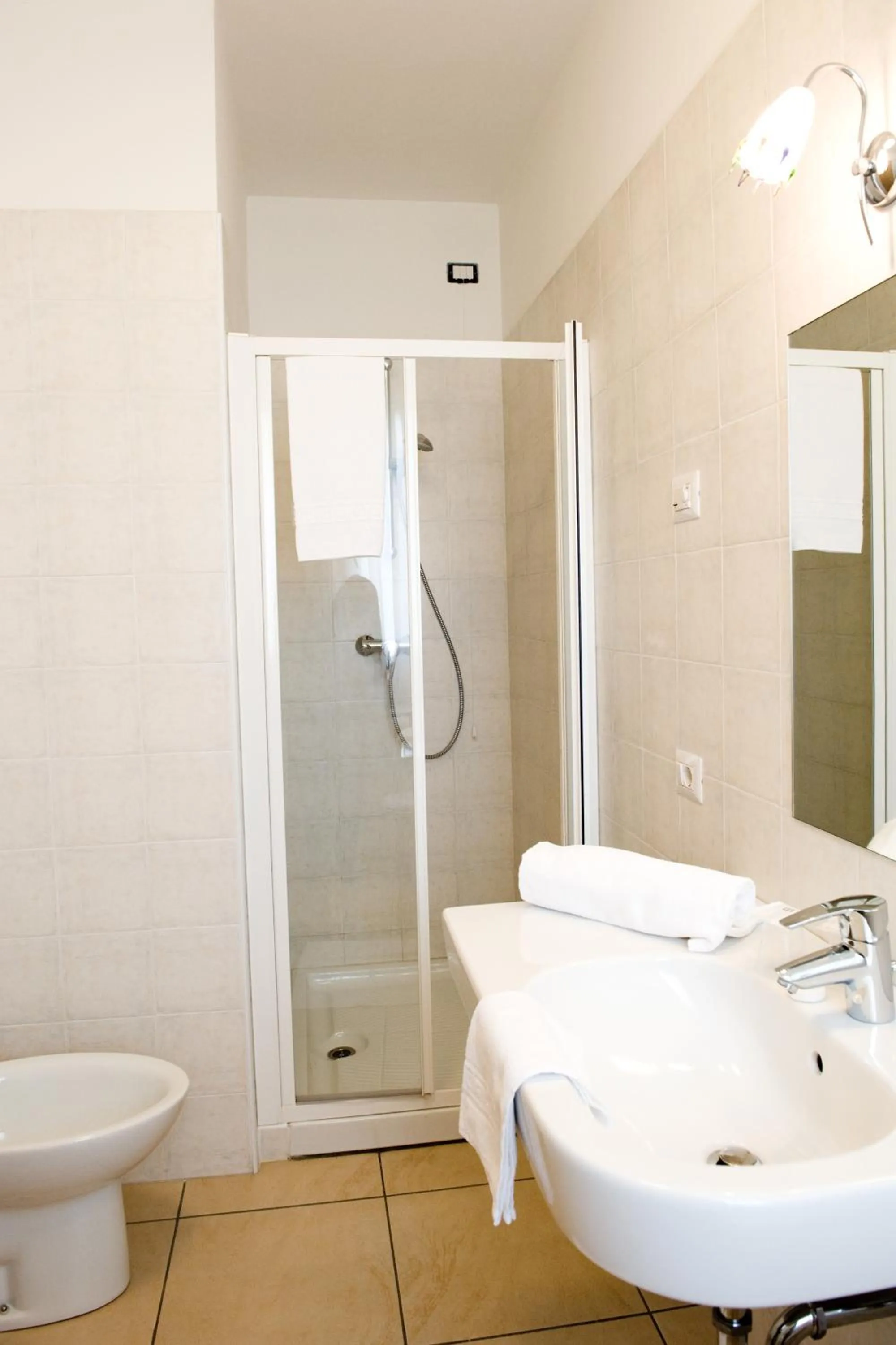 Shower in B&B Daniel