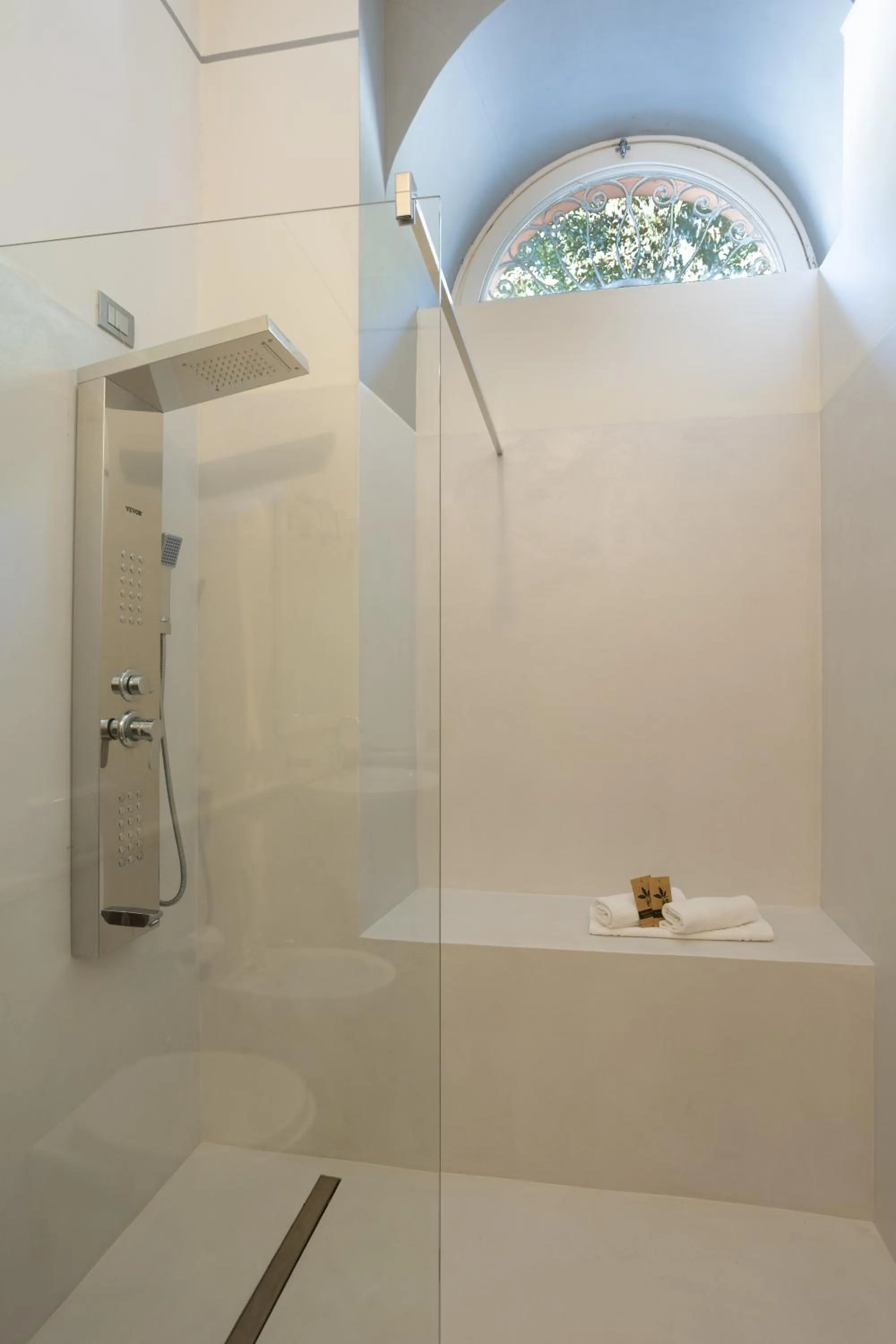 Shower in Resort Antico Verbano