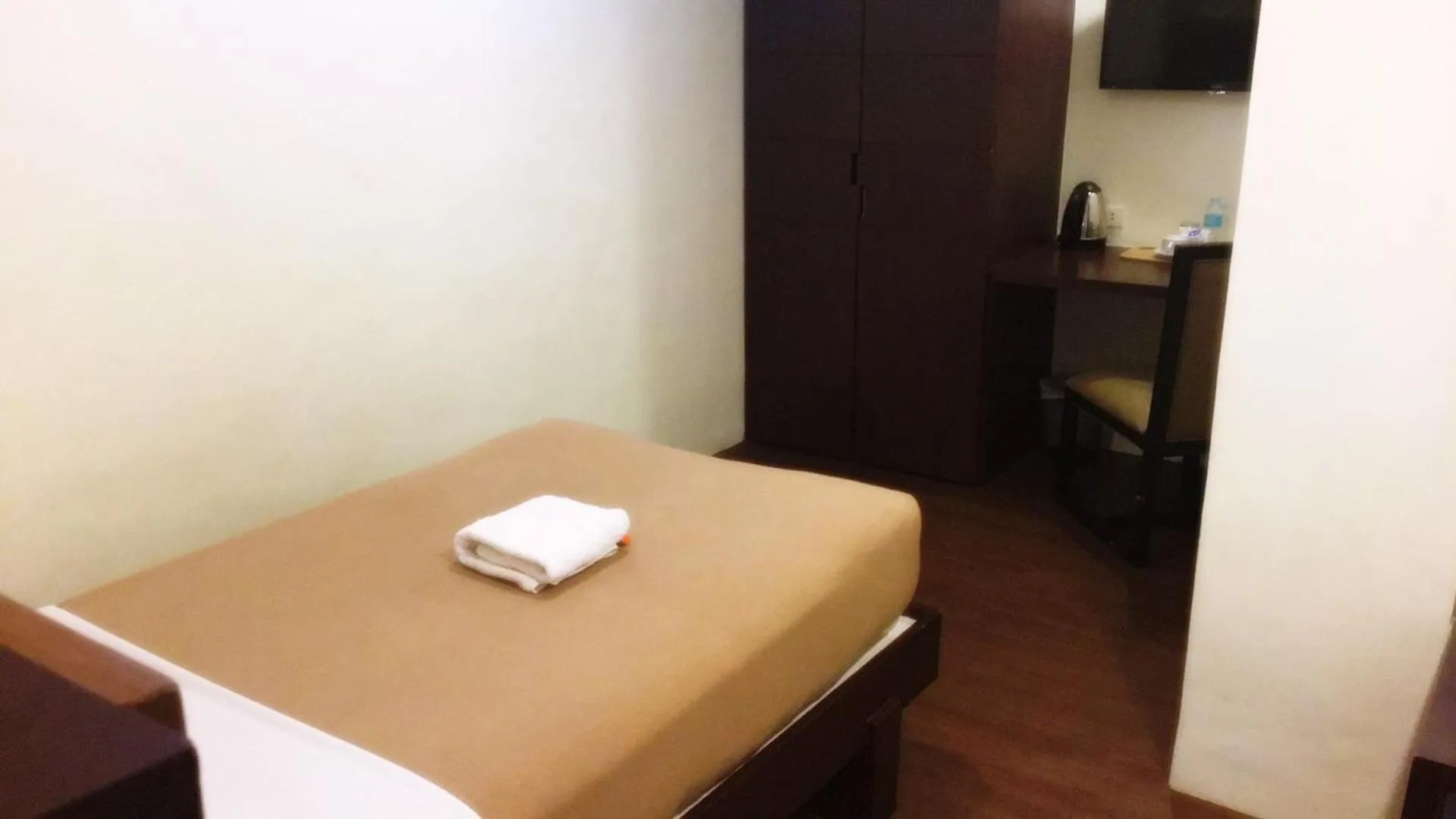Bed in Tacloban Plaza Hotel