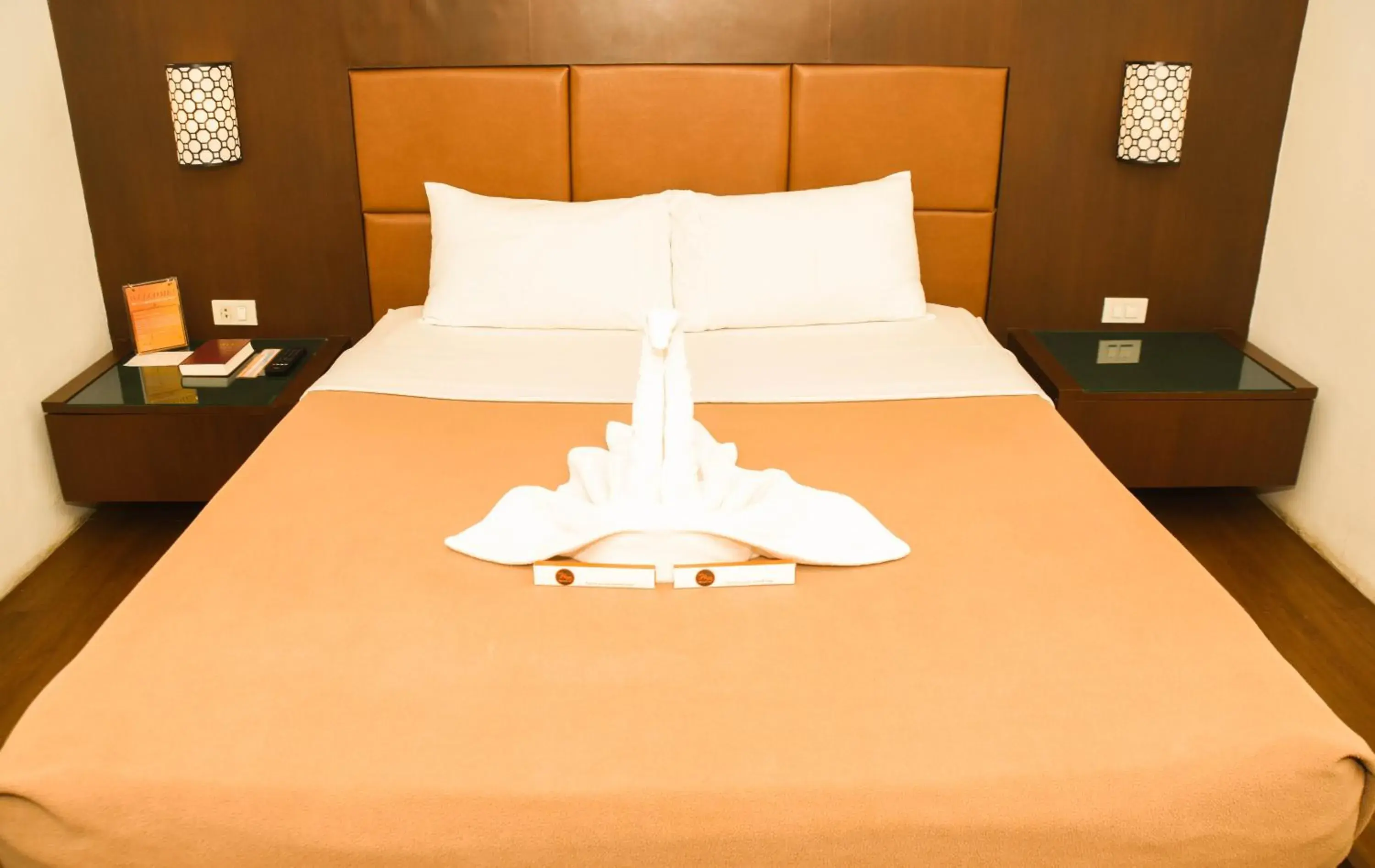 Bed in Tacloban Plaza Hotel Bed in Tacloban Plaza Hotel